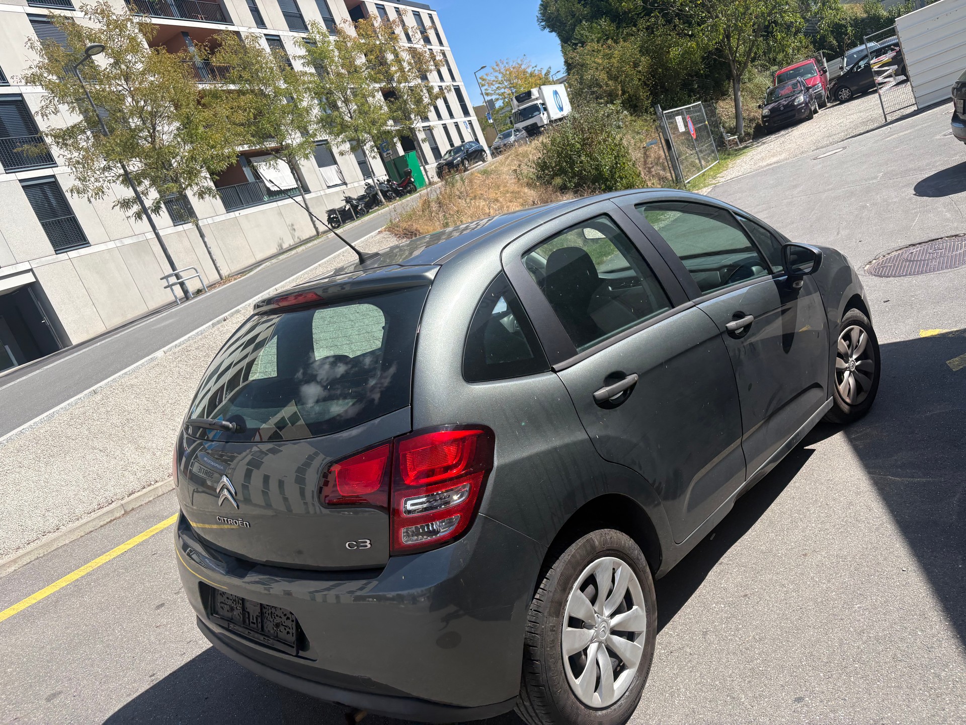 CITROEN C3 1.4i 16V Chic-image-4