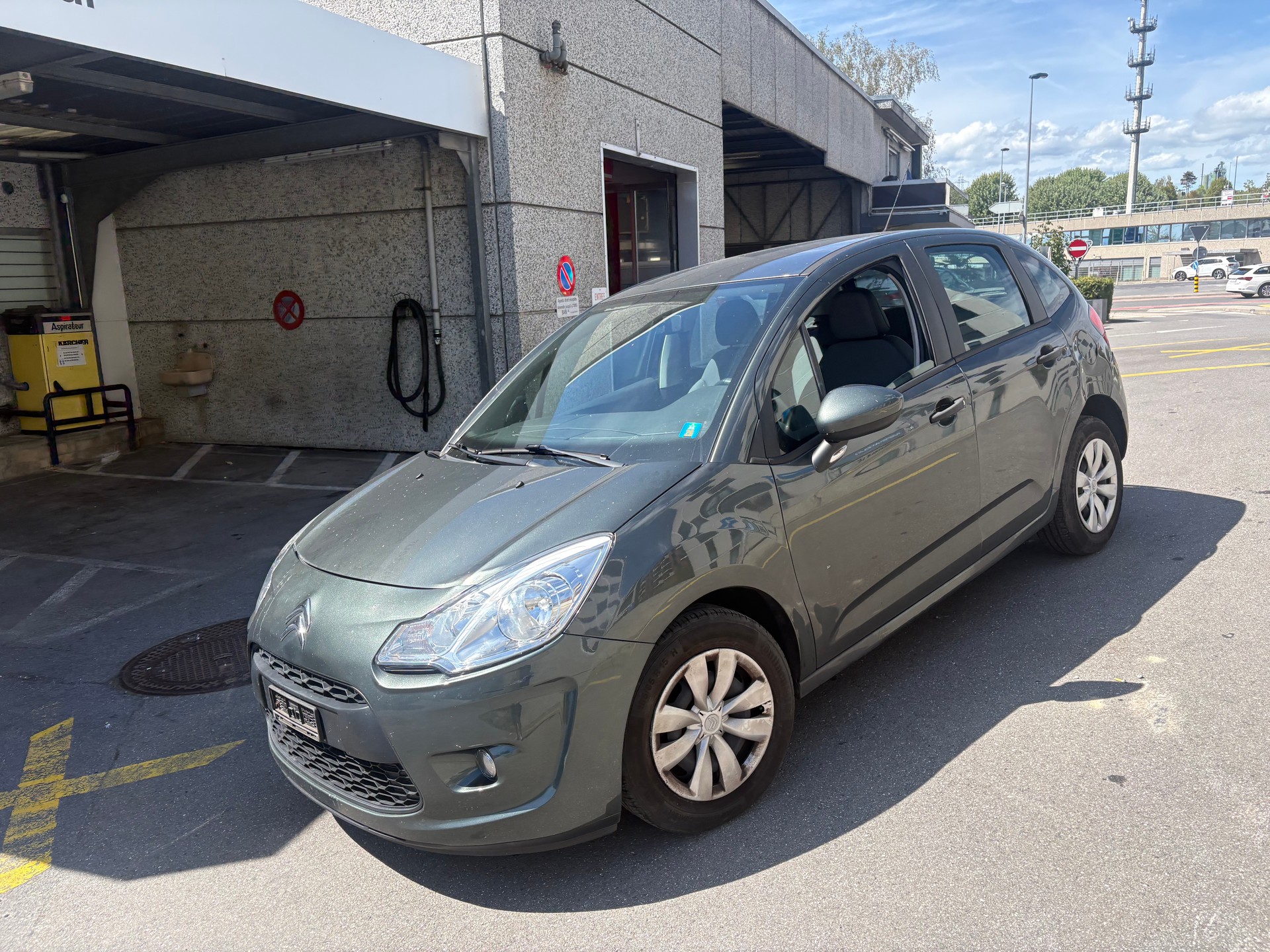 CITROEN C3 1.4i 16V Chic-image-0