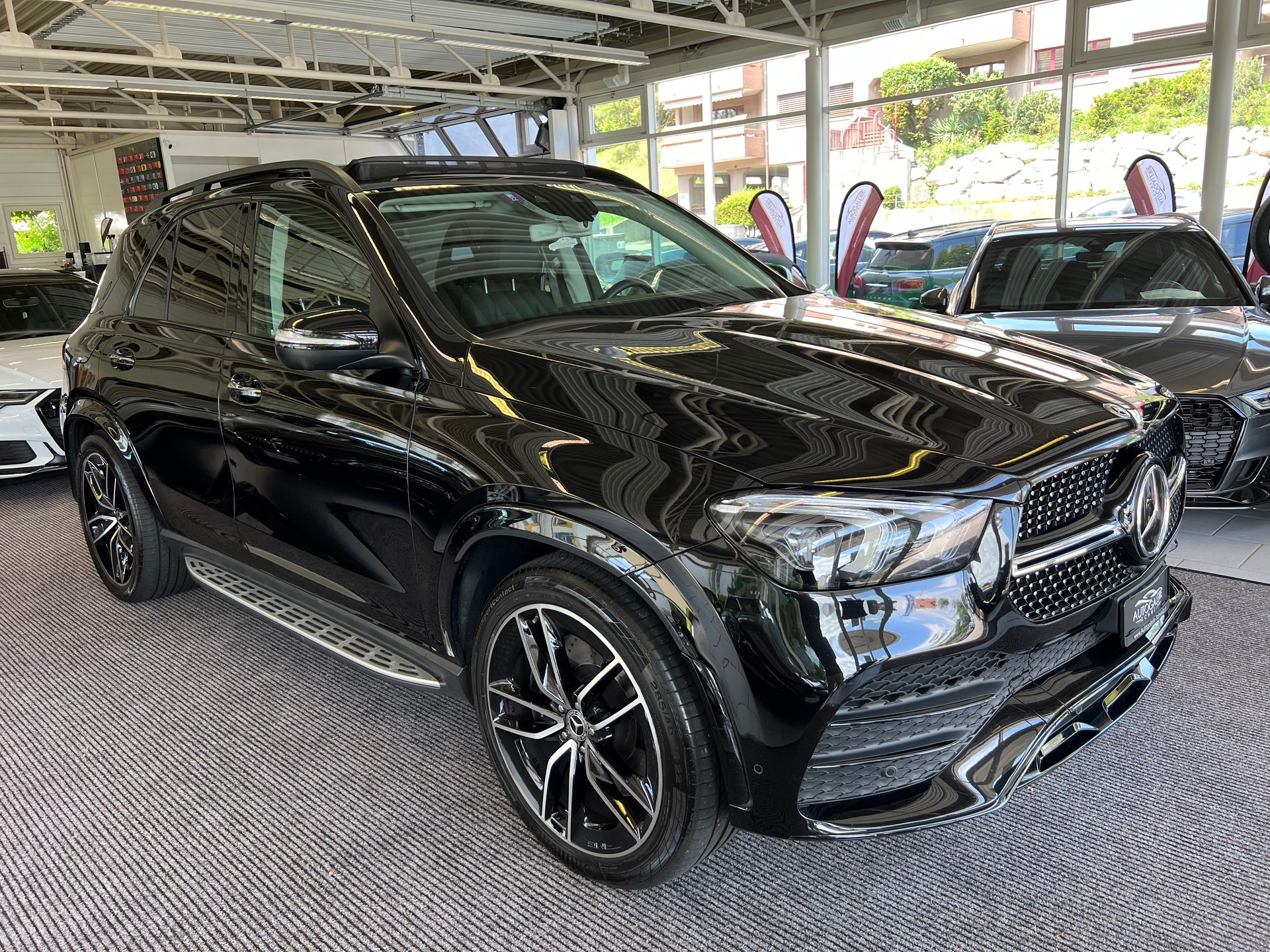 MERCEDES-BENZ GLE 450 4Matic AMG Line 9G-Tronic | CH | 7 Sitz | Airmatic | Night | Panorama | AHK |-image-28