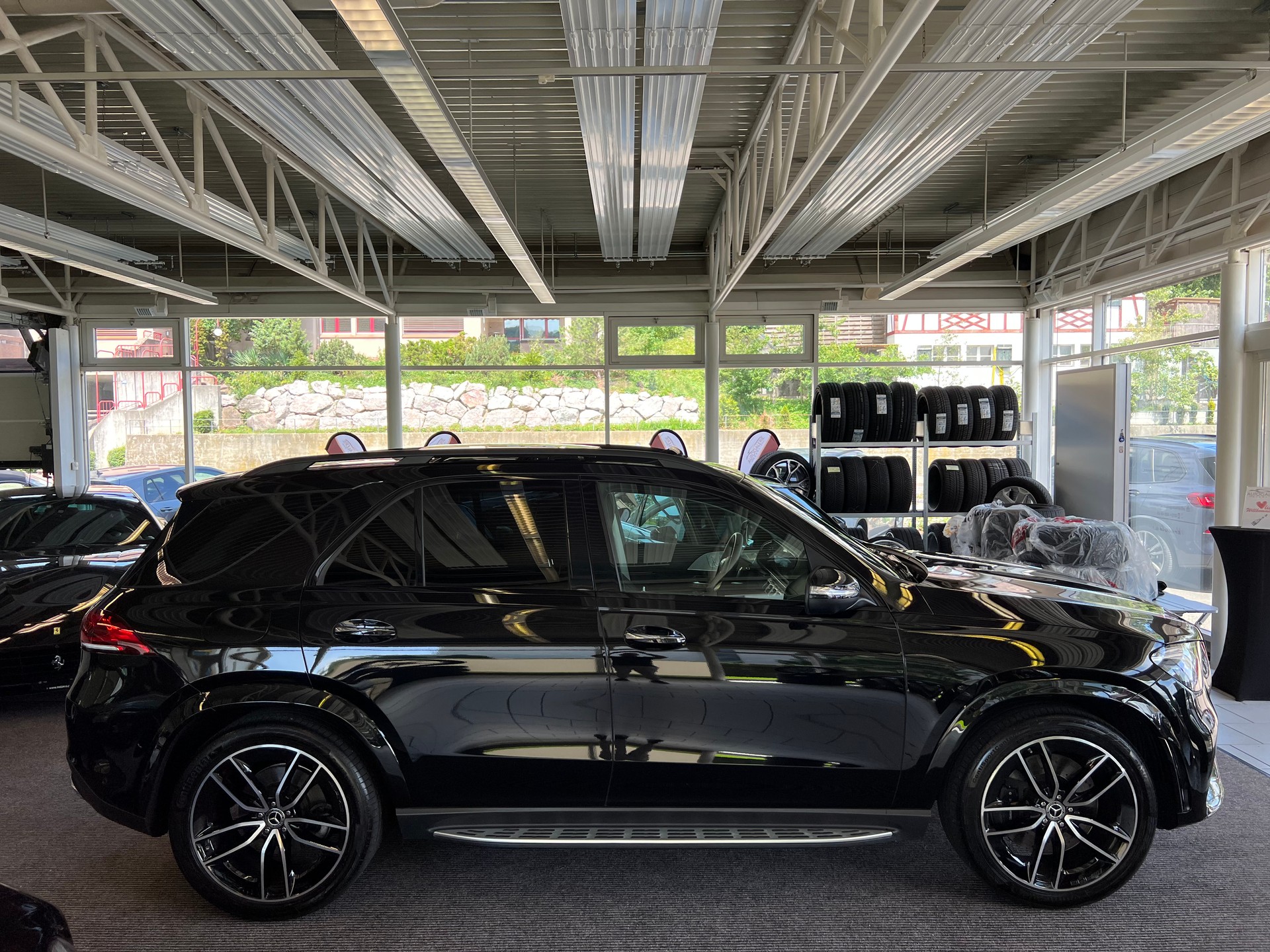 MERCEDES-BENZ GLE 450 4Matic AMG Line 9G-Tronic | CH | 7 Sitz | Airmatic | Night | Panorama | AHK |-image-27