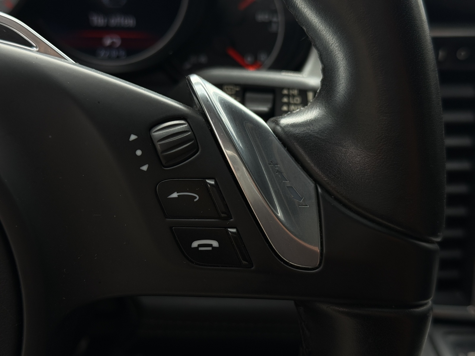 PORSCHE Panamera 4S 4.8 PDK-image-18