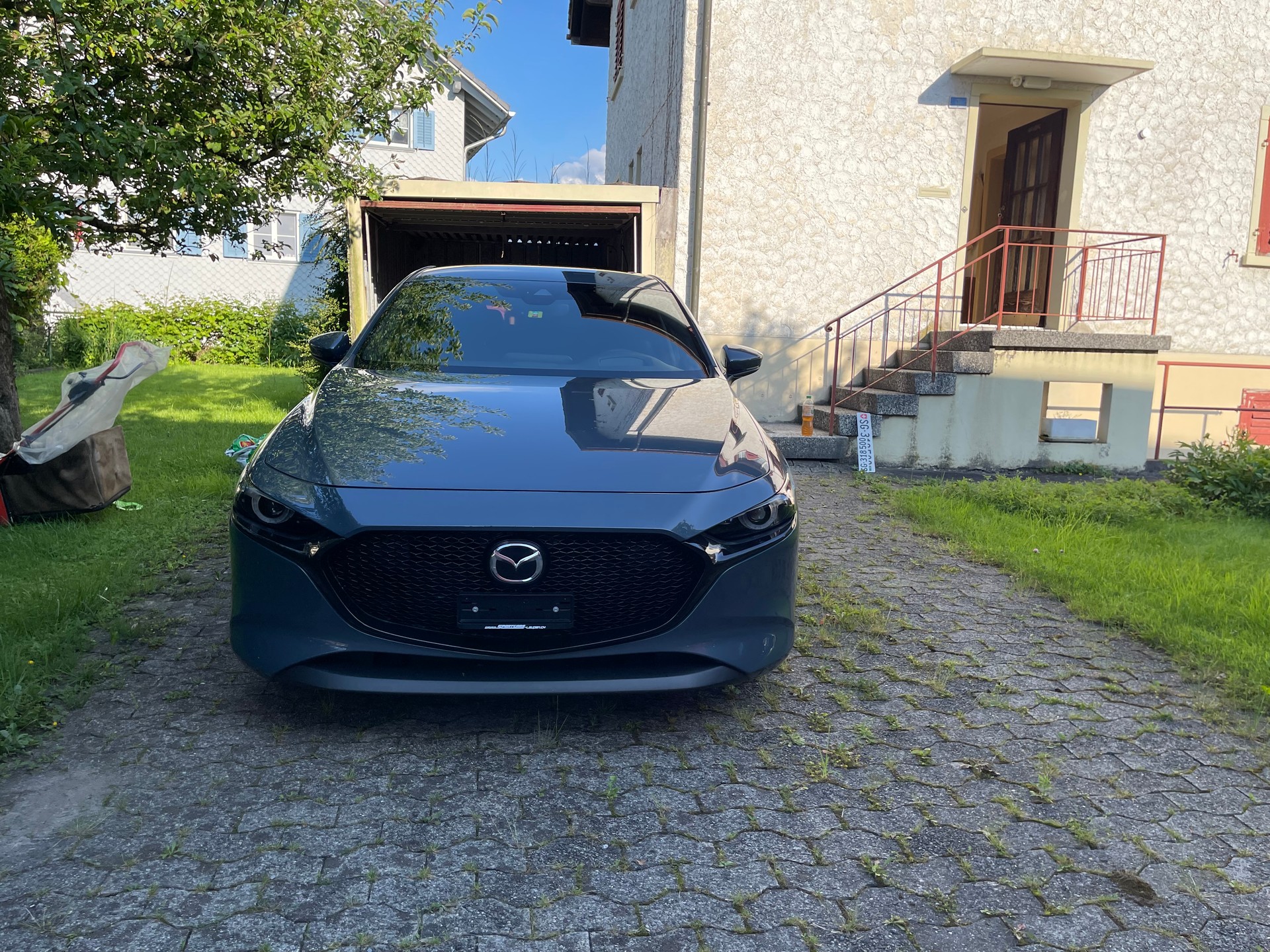 MAZDA G180 HB-image-0