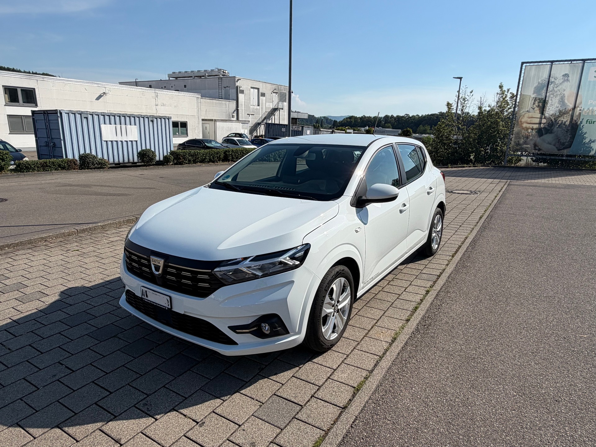 DACIA 1.0 Essential-image-0