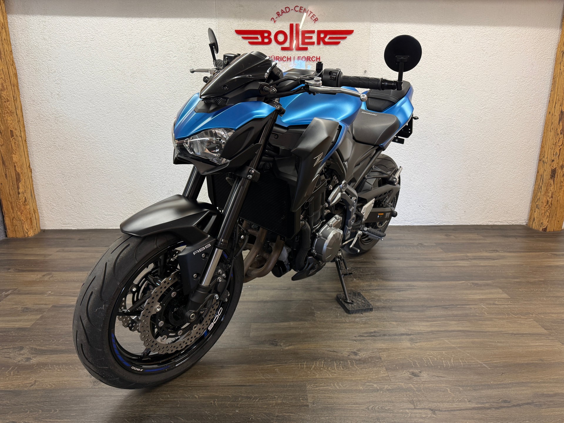 KAWASAKI Z 900-image-5