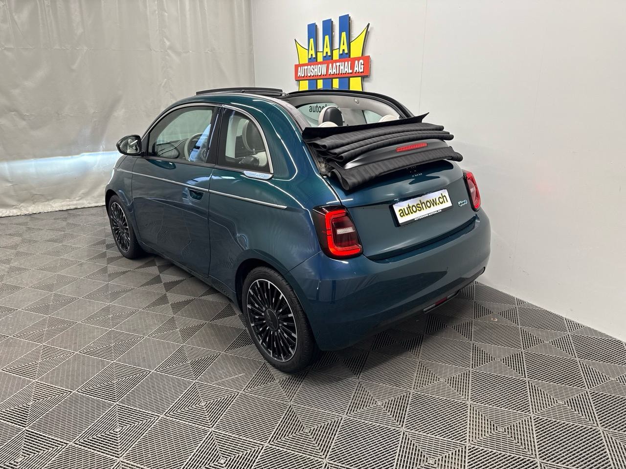 FIAT 500 C electric 87 kW La Prima By Bocelli-image-10