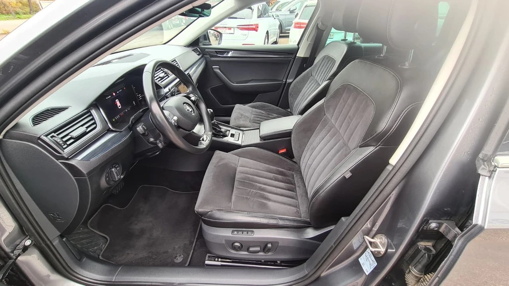 SKODA Superb Combi 2.0 TDi Style 4x4 DSG ** 200 PS ** Alcantara-Leder ** Gr-Navi ** RF-Kamera ** Abstandsregelsysteme ** Sitzmemory-image-13