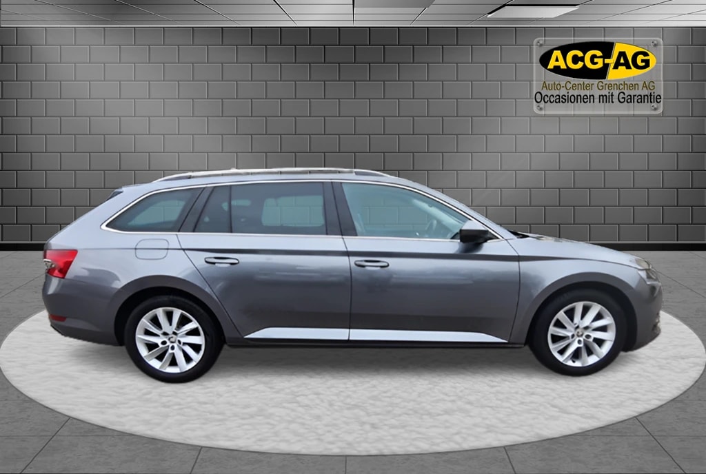 SKODA Superb Combi 2.0 TDi Style 4x4 DSG ** 200 PS ** Alcantara-Leder ** Gr-Navi ** RF-Kamera ** Abstandsregelsysteme ** Sitzmemory-image-5