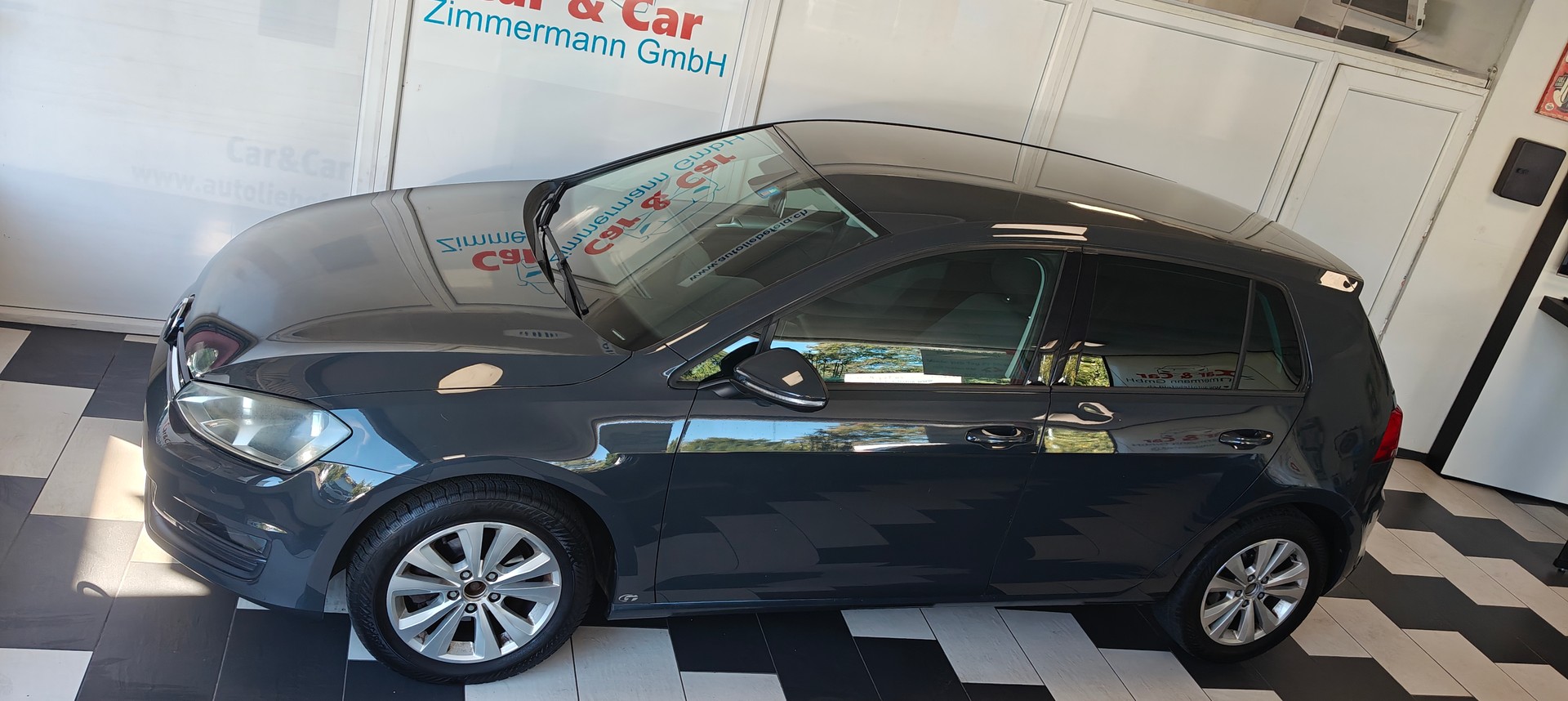 VW Golf 1.2 TSI Trendline-image-4