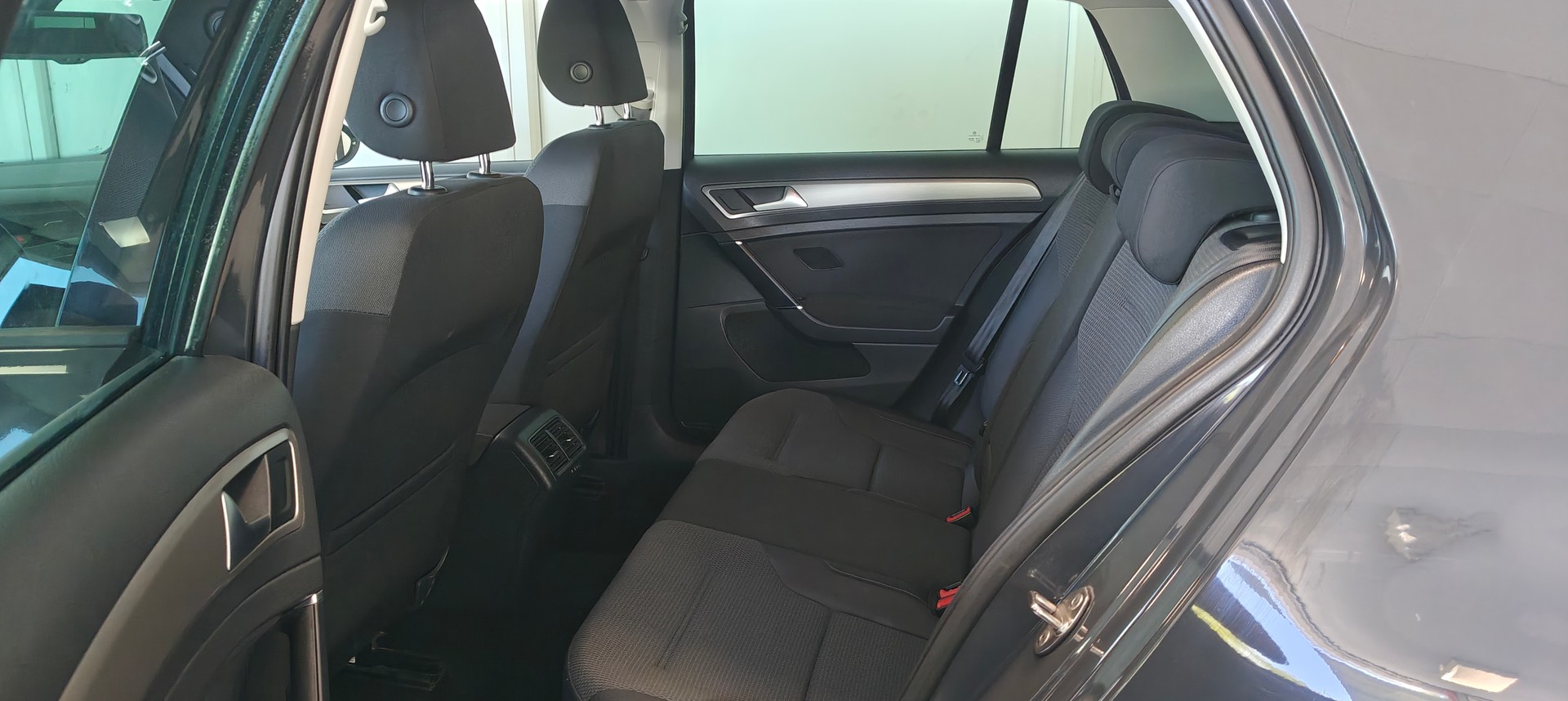 VW Golf 1.2 TSI Trendline-image-11
