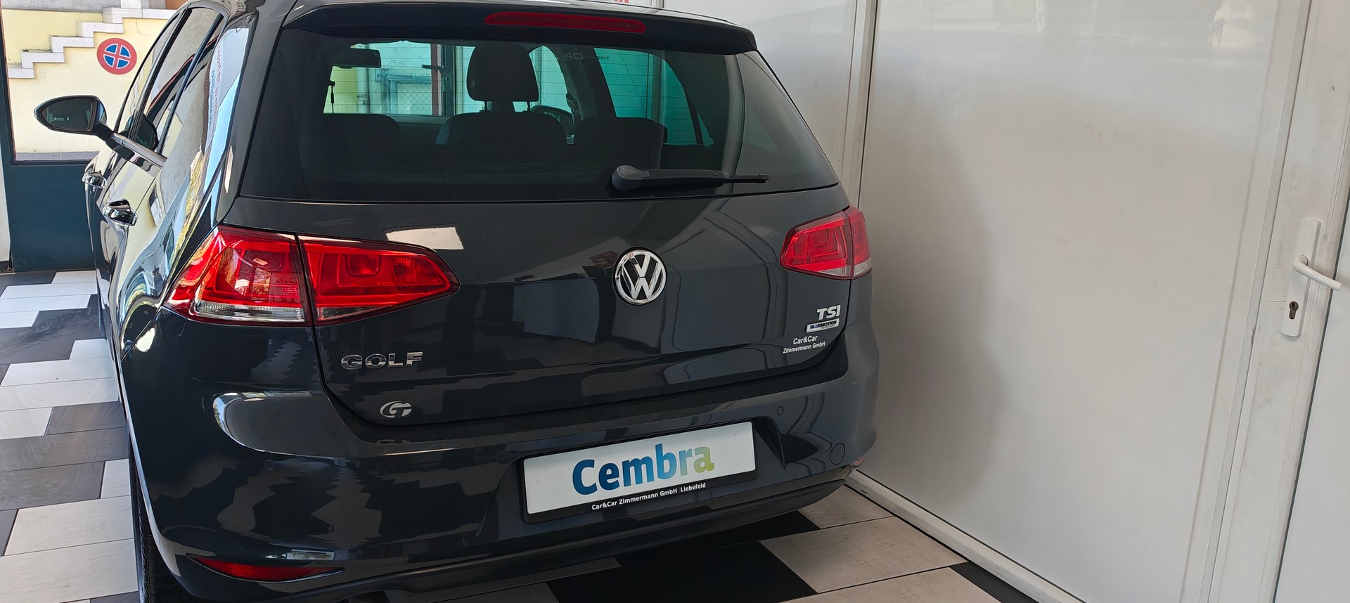 VW Golf 1.2 TSI Trendline-image-5