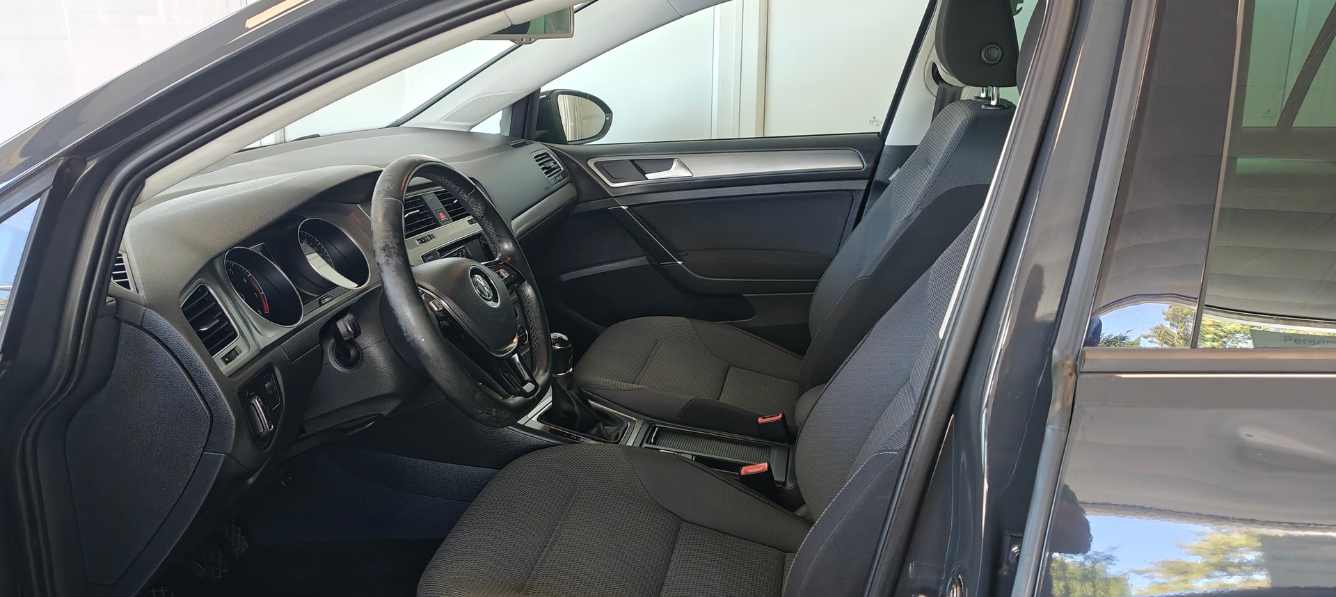 VW Golf 1.2 TSI Trendline-image-9