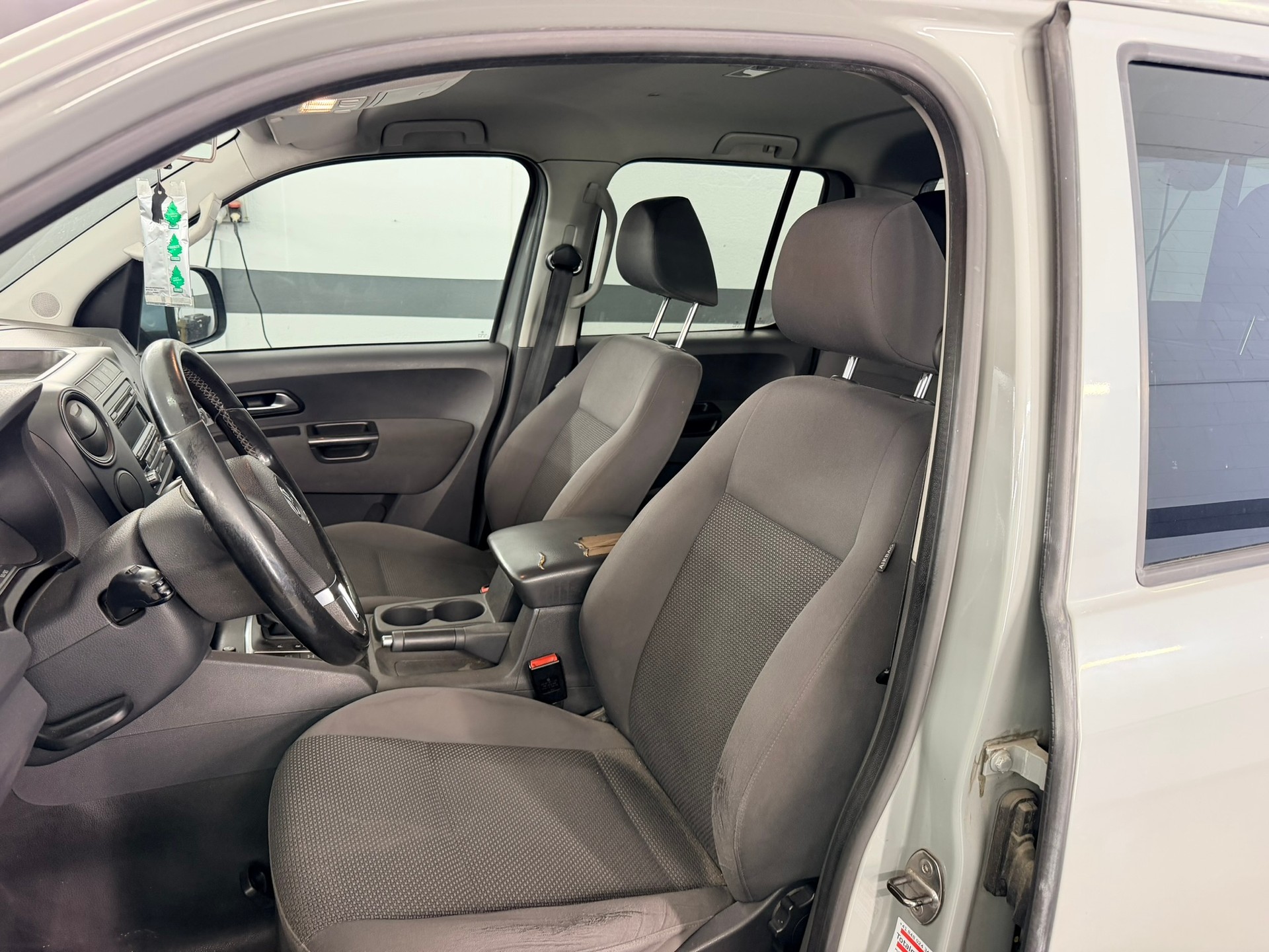VW Amarok 2.0 BiTDI Startline 4Motion permanent A-image-9