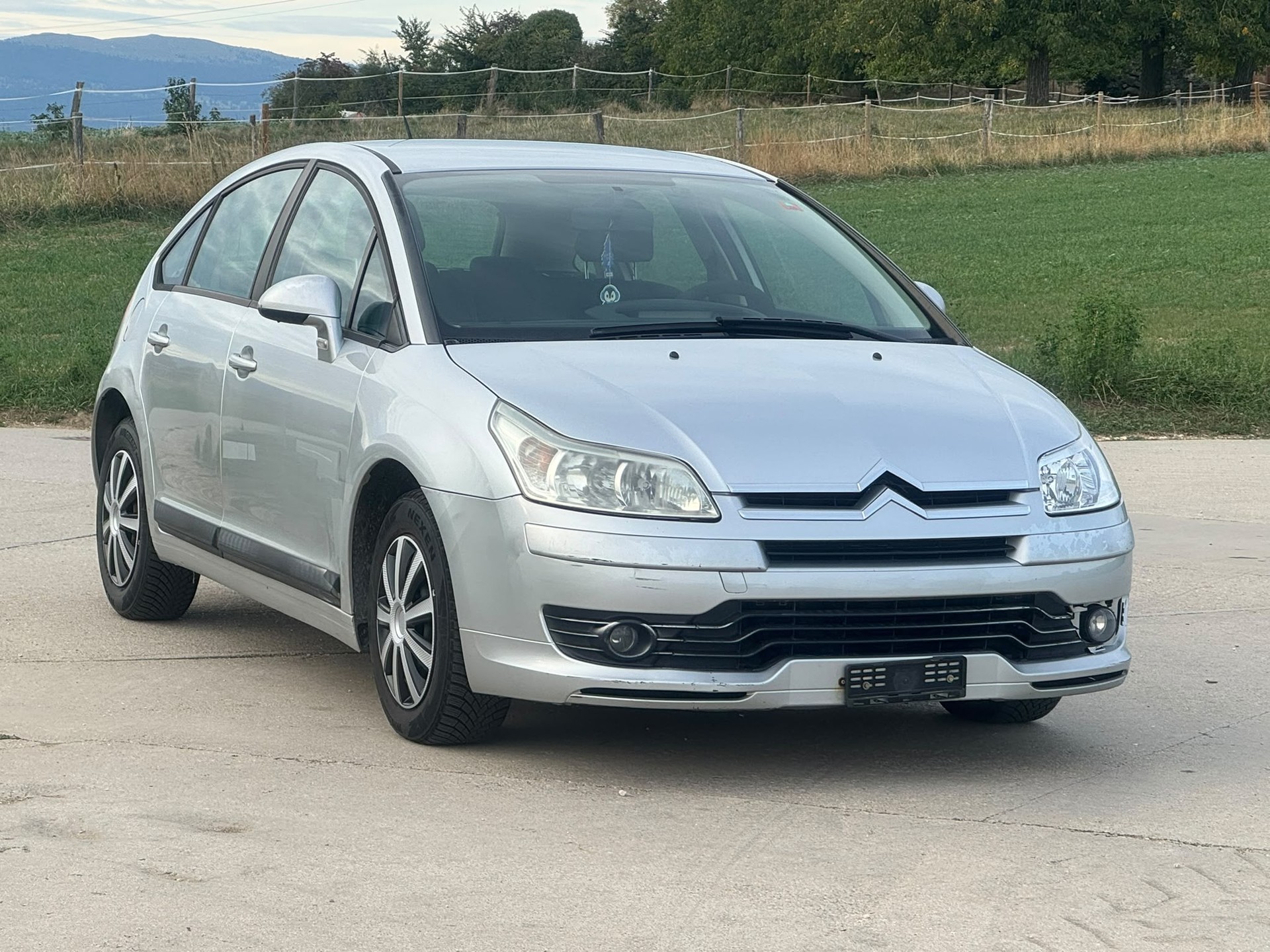 CITROEN C4 Berline 1.6i 16V VTR