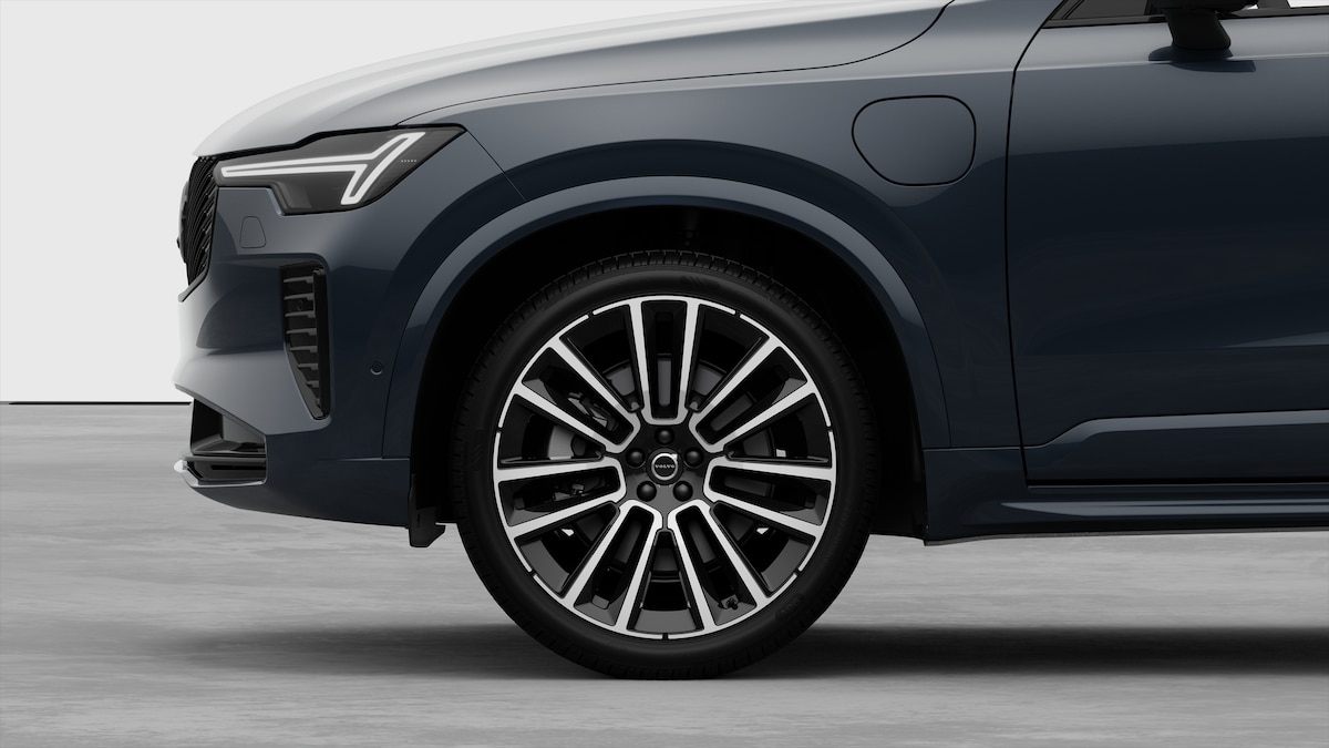 VOLVO XC90 2.0 T8 TE Black Edition eAWD-image-6