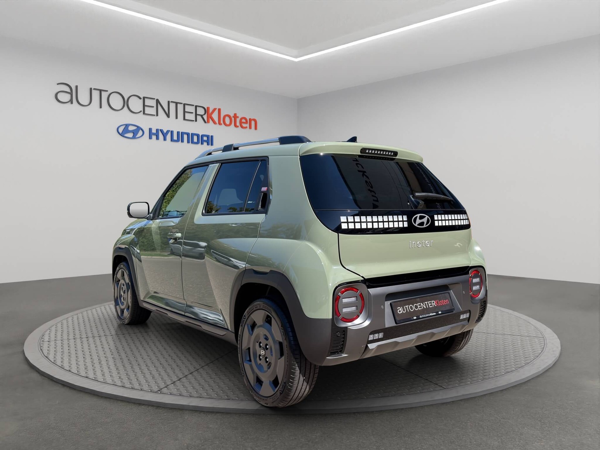 HYUNDAI Inster 49 kWh Electric Vertex Cross-image-3