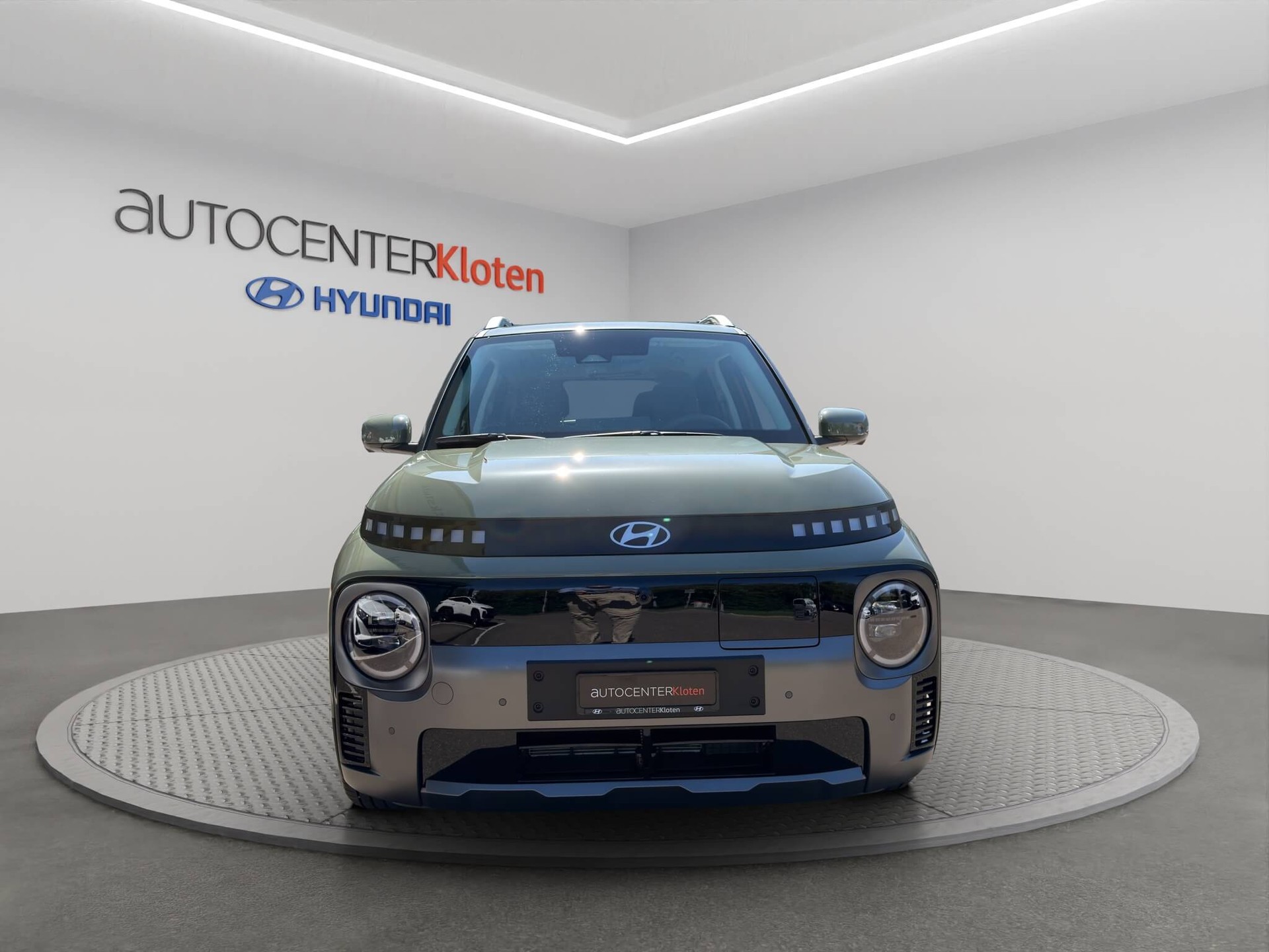 HYUNDAI Inster 49 kWh Electric Vertex Cross-image-1