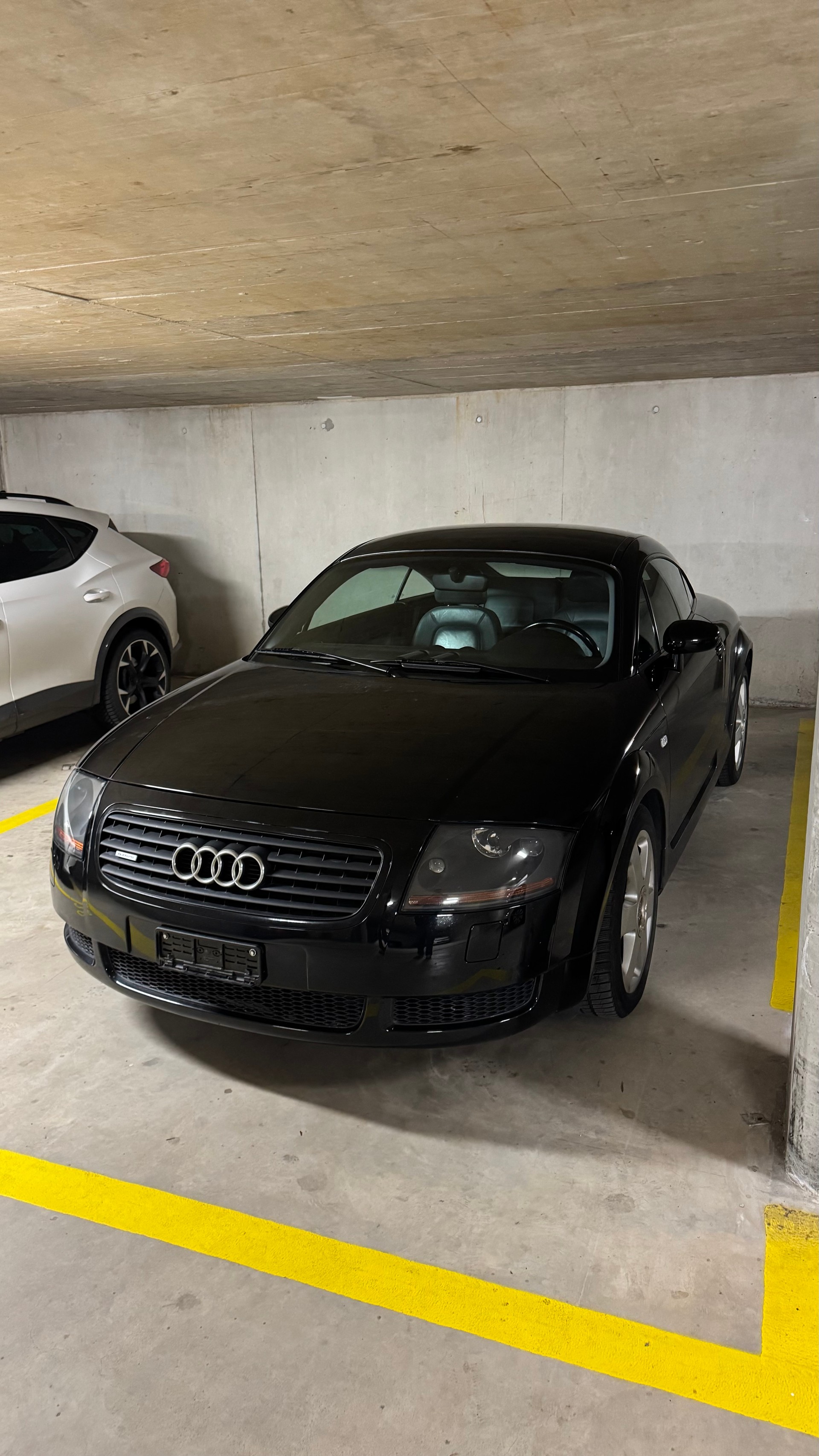 AUDI 1.8 20V Tbo 225 Lim.300 quat.-image-1
