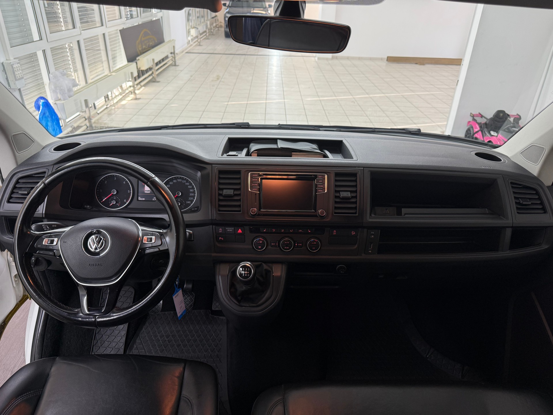 VW T6 Caravelle 2.0 TDI Comfortline Liberty 4Mot LWB-image-10