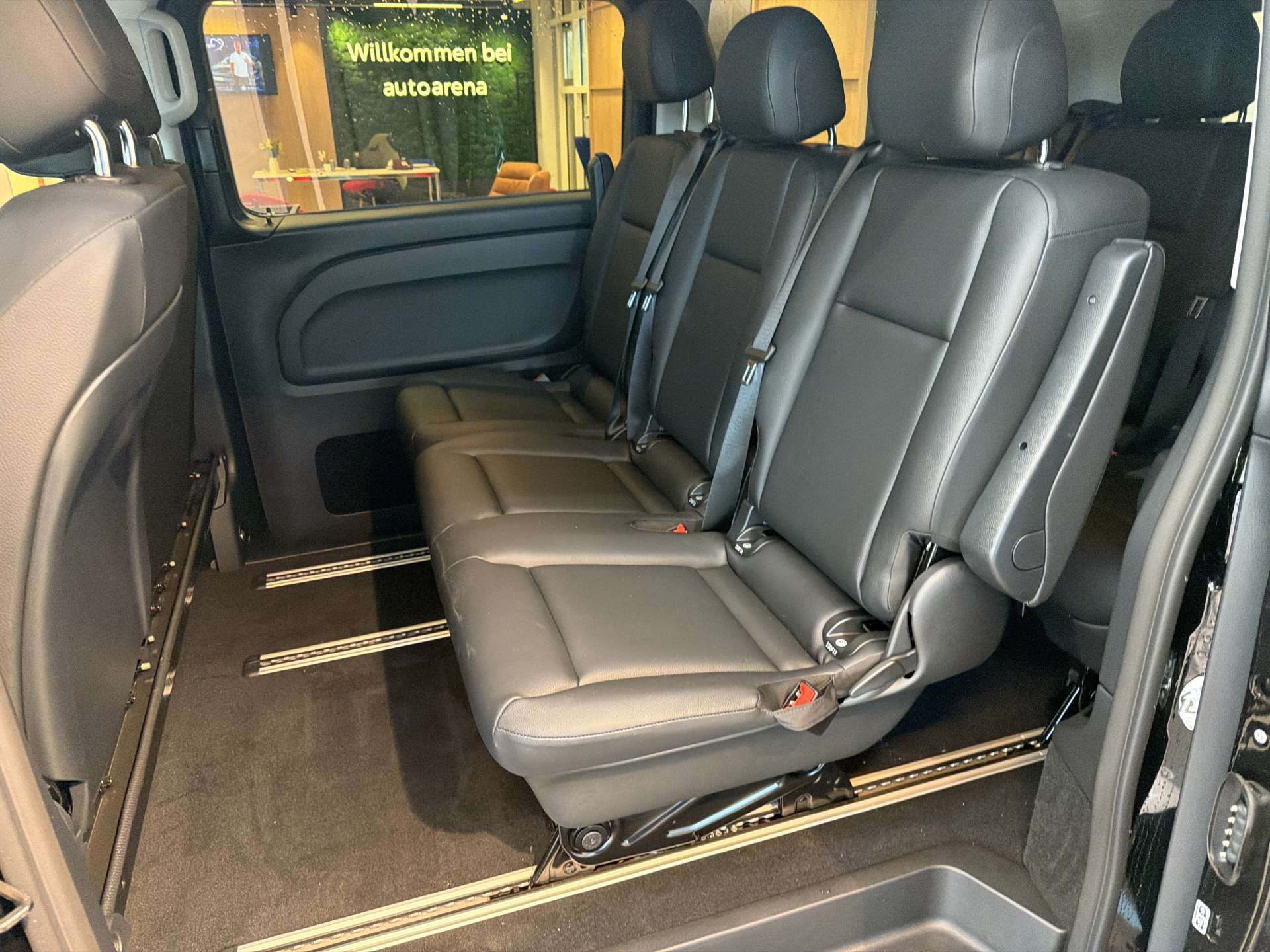 MERCEDES-BENZ Vito 116 CDi 9-Plätzer Lang Select Tourer G-Tr. Automat-image-6