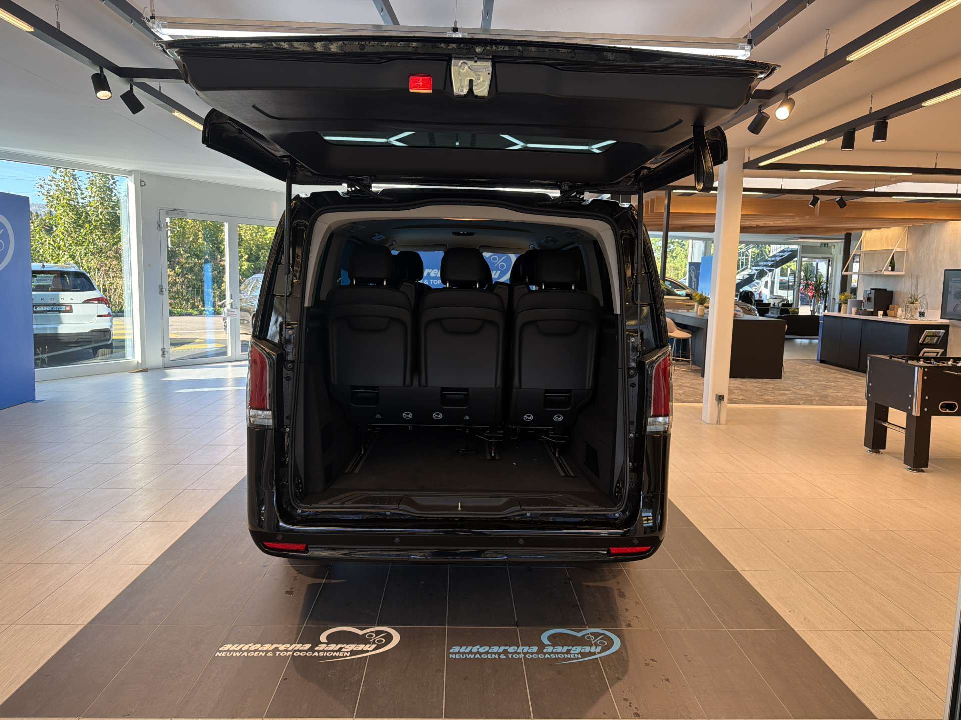 MERCEDES-BENZ Vito 116 CDi 9-Plätzer Lang Select Tourer G-Tr. Automat-image-7