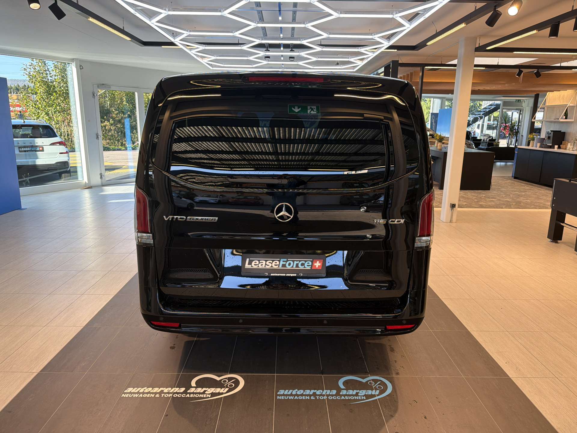 MERCEDES-BENZ Vito 116 CDi 9-Plätzer Lang Select Tourer G-Tr. Automat-image-12
