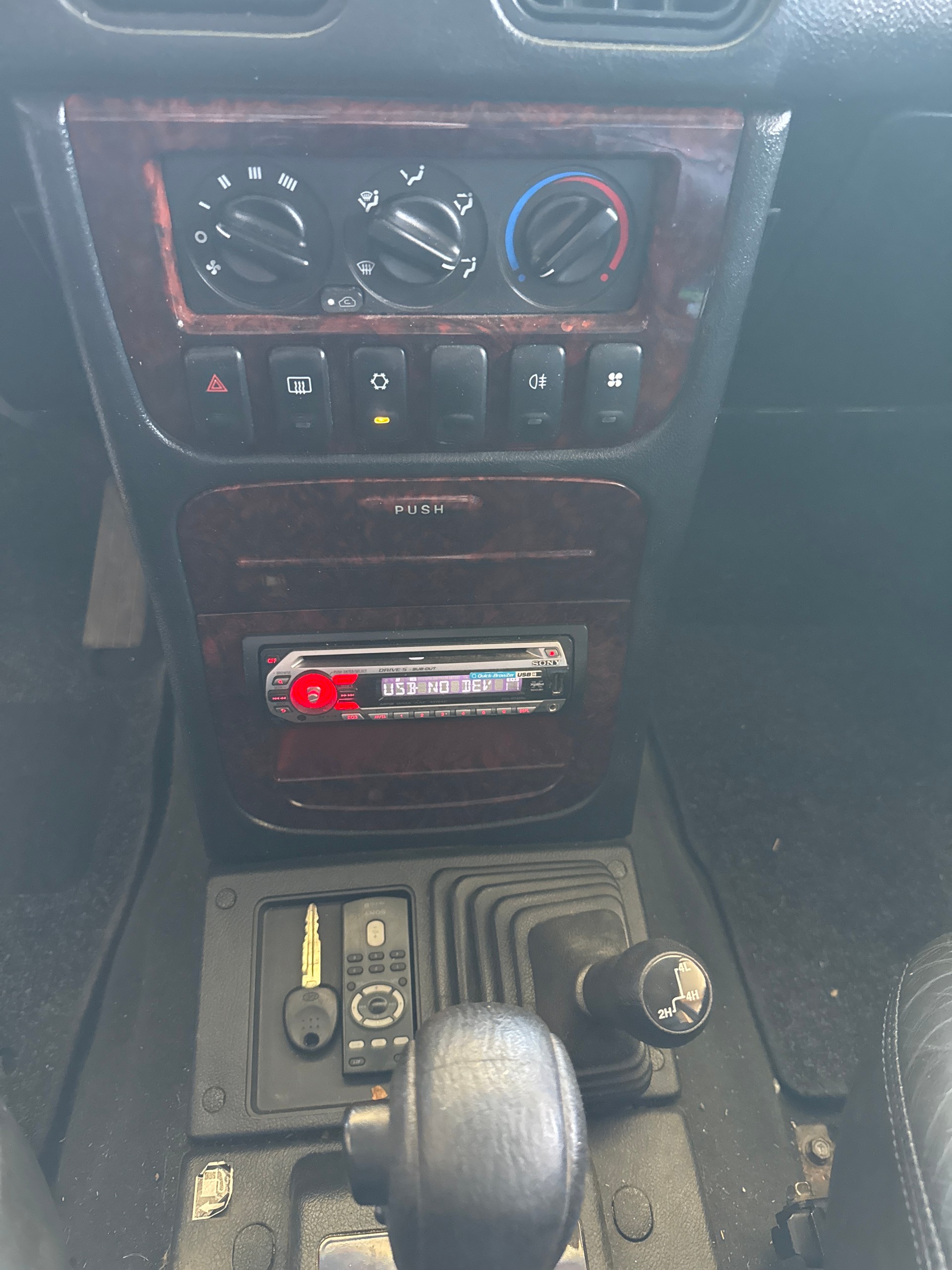 HYUNDAI Galloper 3.0 V6 AB MFK-image-9
