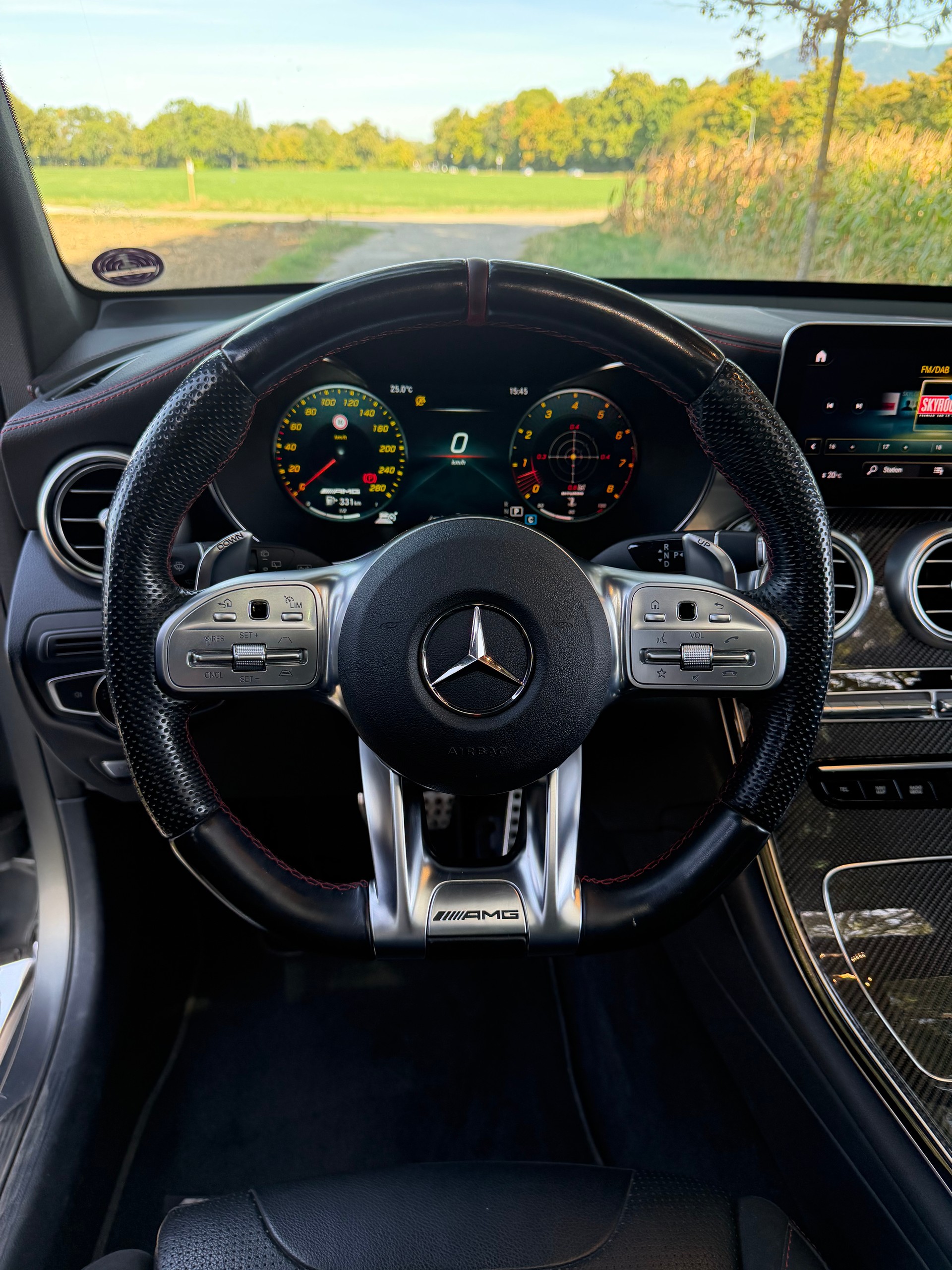 MERCEDES-BENZ GLC 43 AMG 4Matic 9G-Tronic-image-9