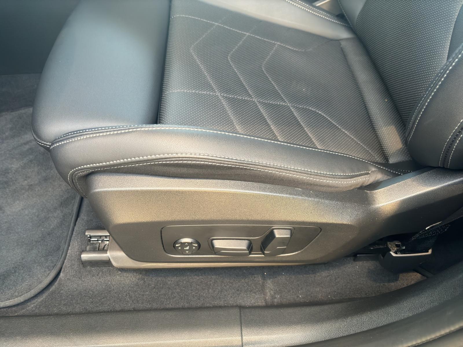 BMW X1 U11 30e xDrive paddles-image-16