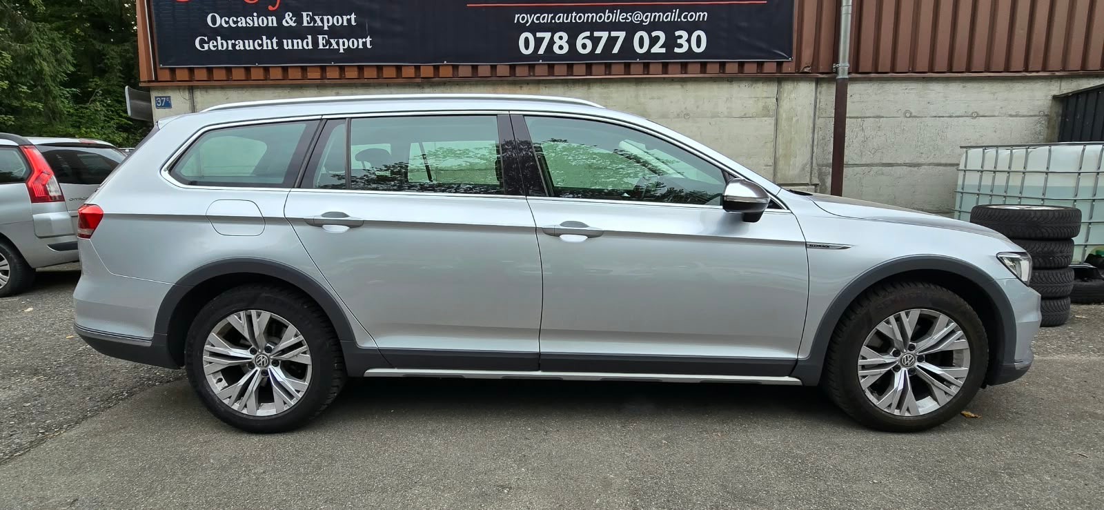 VW Passat Alltrack 2.0 TDI BMT 4Motion DSG-image-3