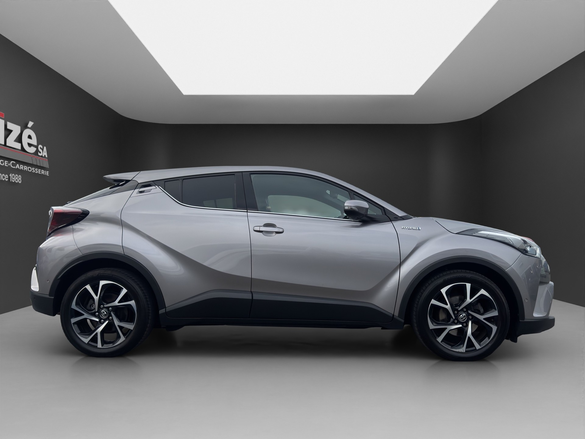 TOYOTA C-HR 1.8 HSD CVT Trend-image-7