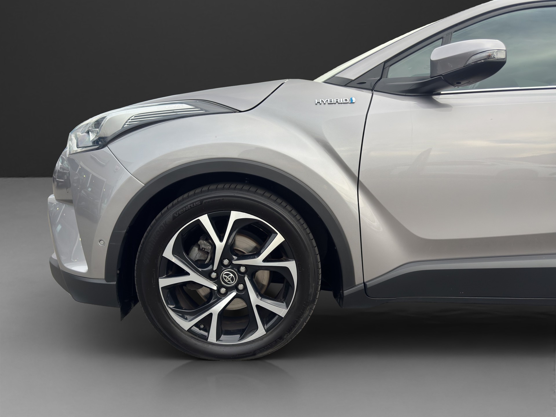 TOYOTA C-HR 1.8 HSD CVT Trend-image-19
