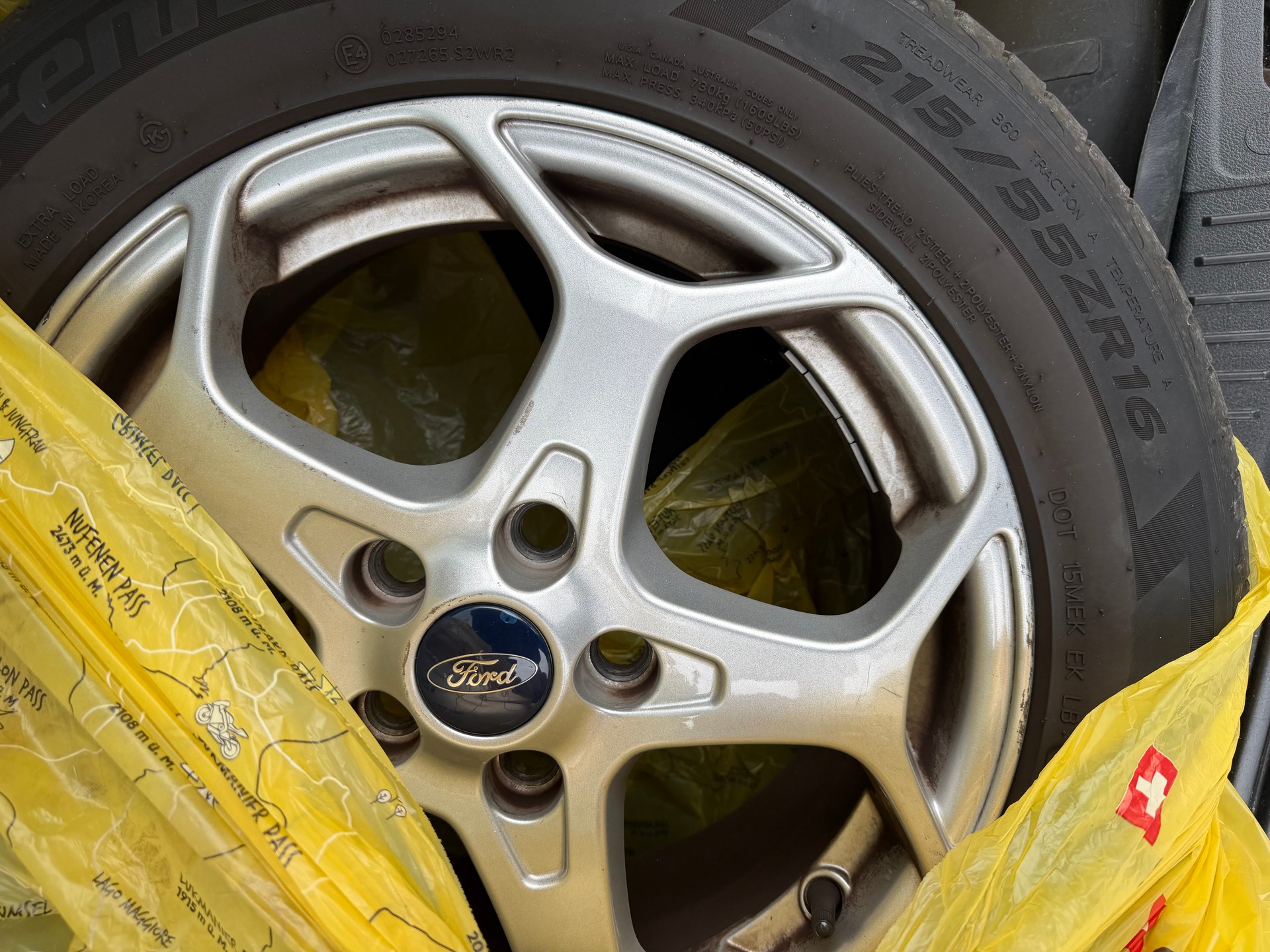 FORD Mondeo 2.0i 16V Carving-image-9
