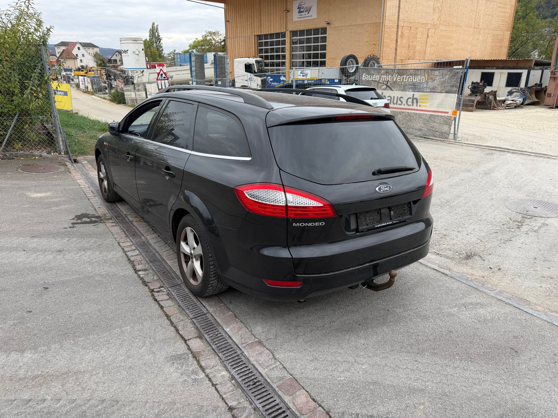 FORD Mondeo 2.0i 16V Carving-image-1