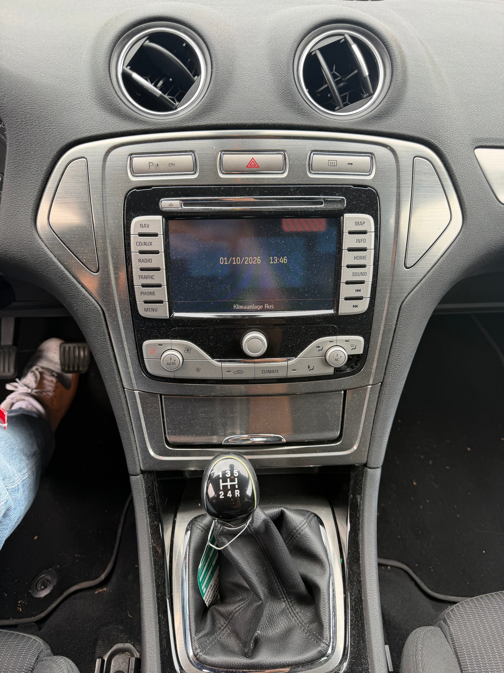 FORD Mondeo 2.0i 16V Carving-image-5