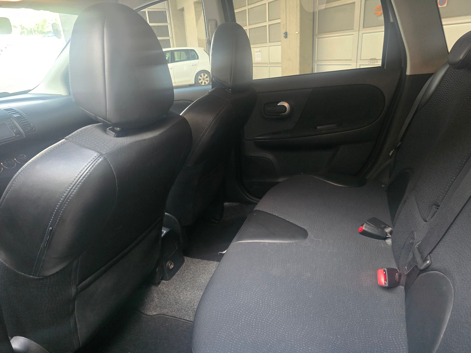 NISSAN Note 1.6 i-Way Automatic-image-7