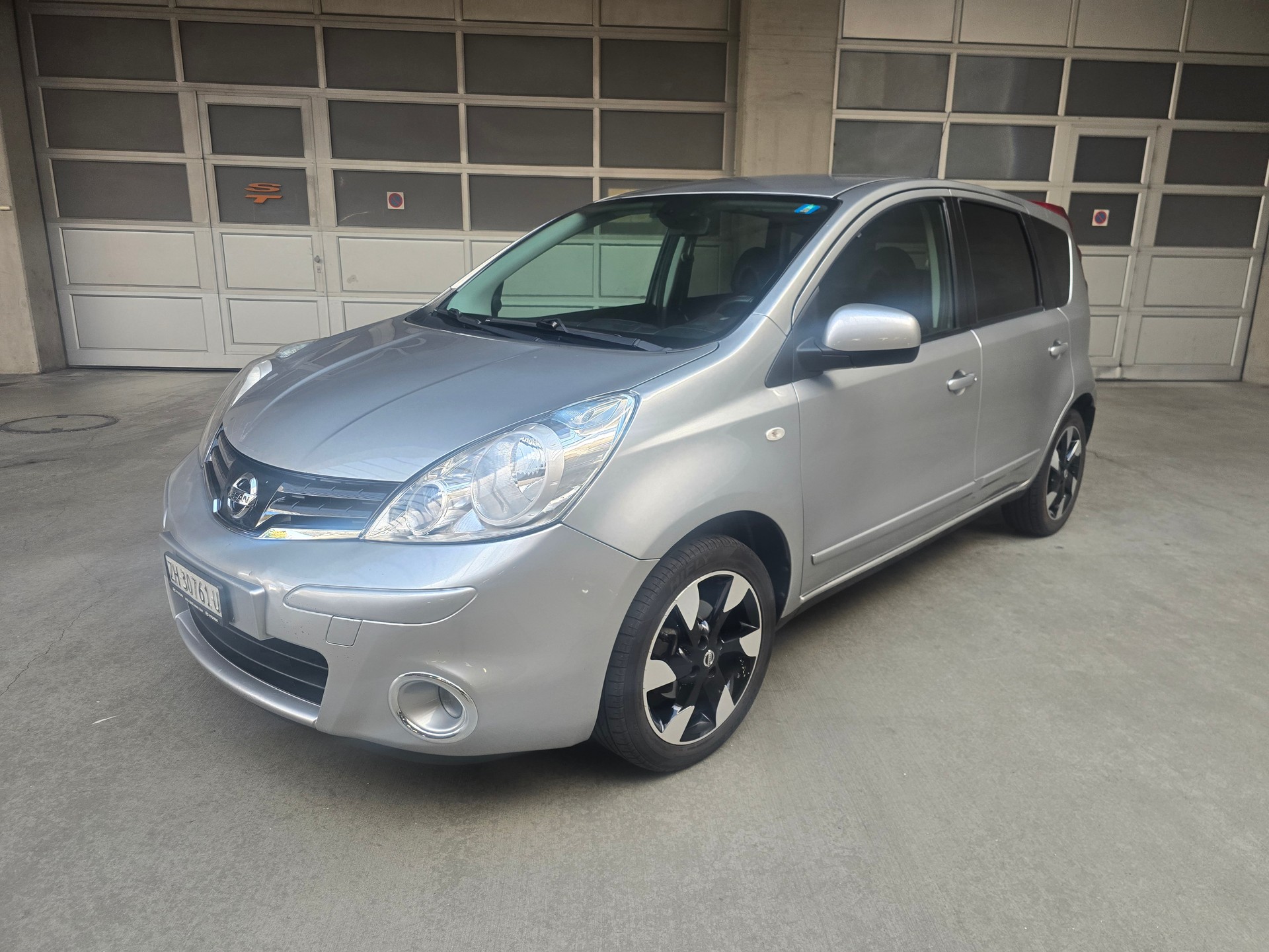 NISSAN Note 1.6 i-Way Automatic-image-1