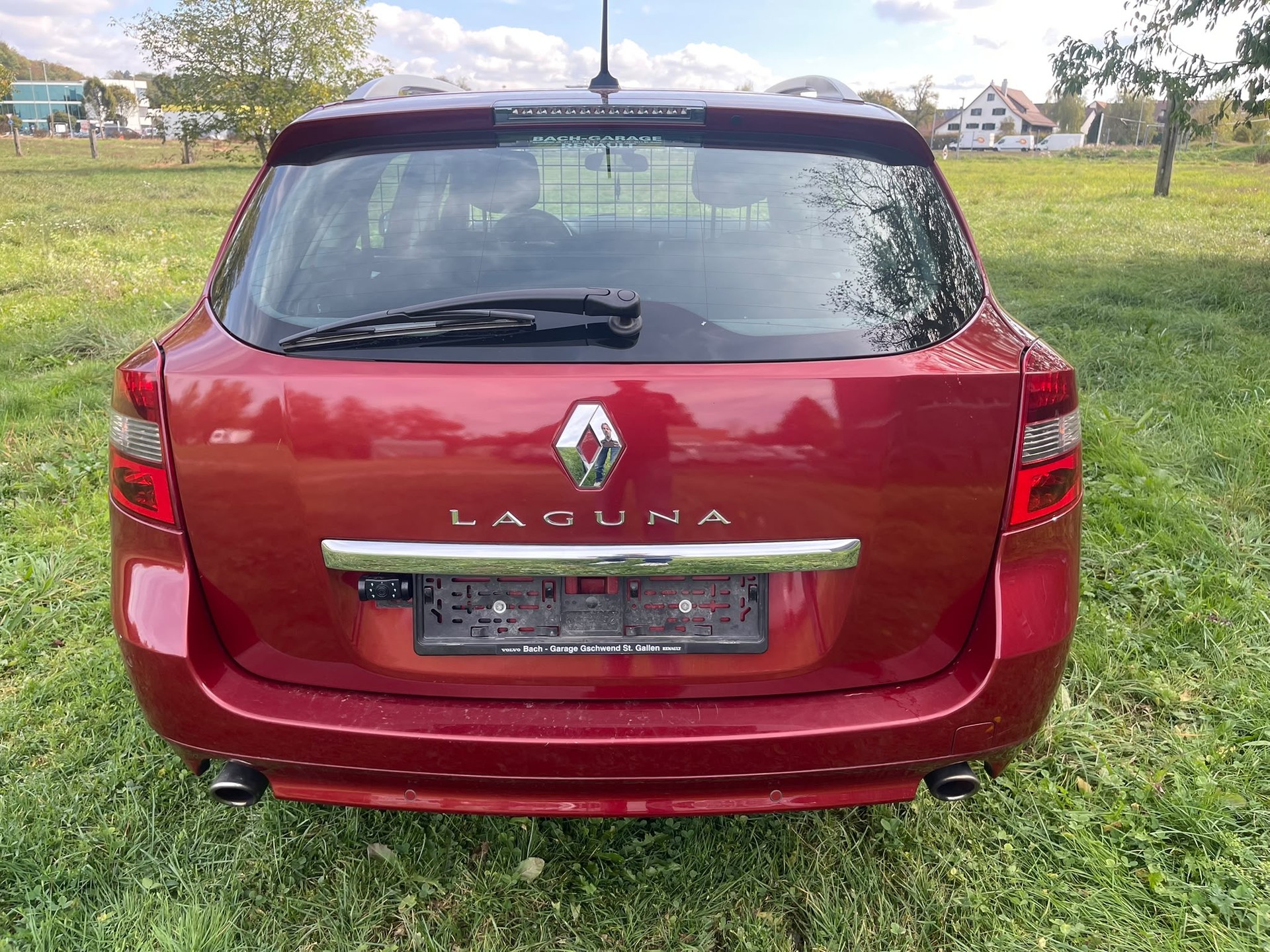 RENAULT Laguna Grandtour 2.0 16V T Dynamique Automatic-image-4