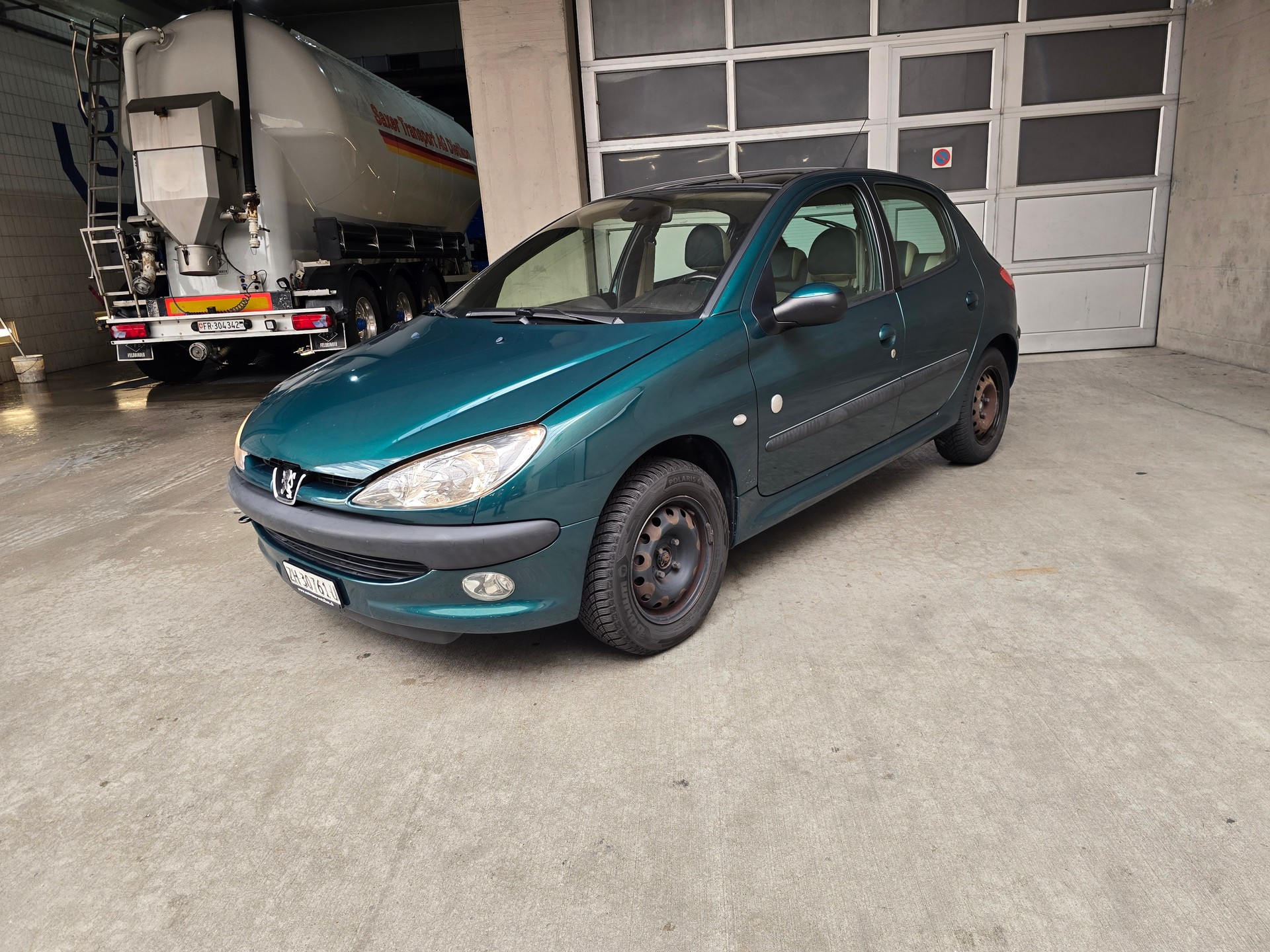 PEUGEOT 206 1.6 16V (XT) Premium-image-0