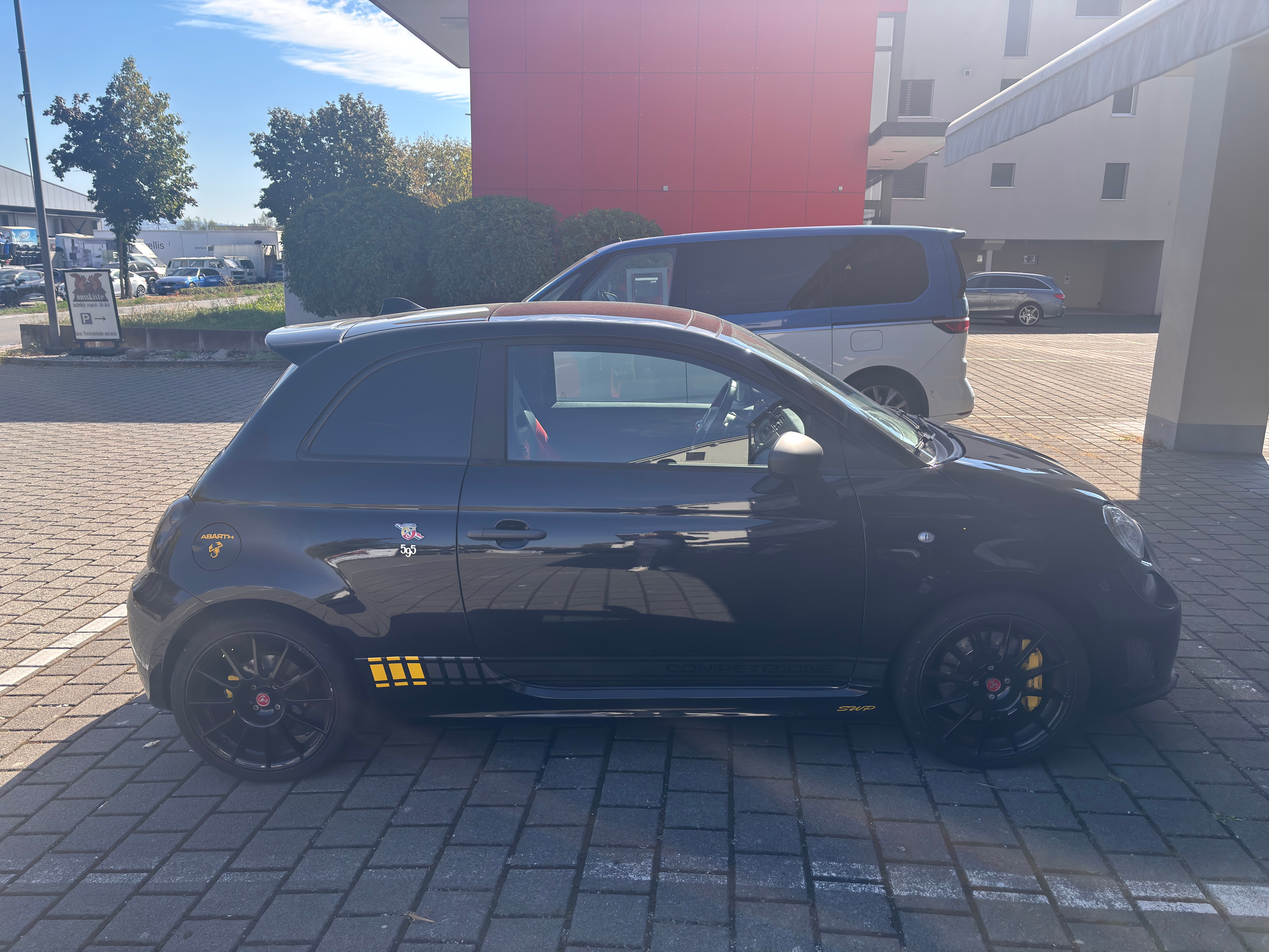 Car photo