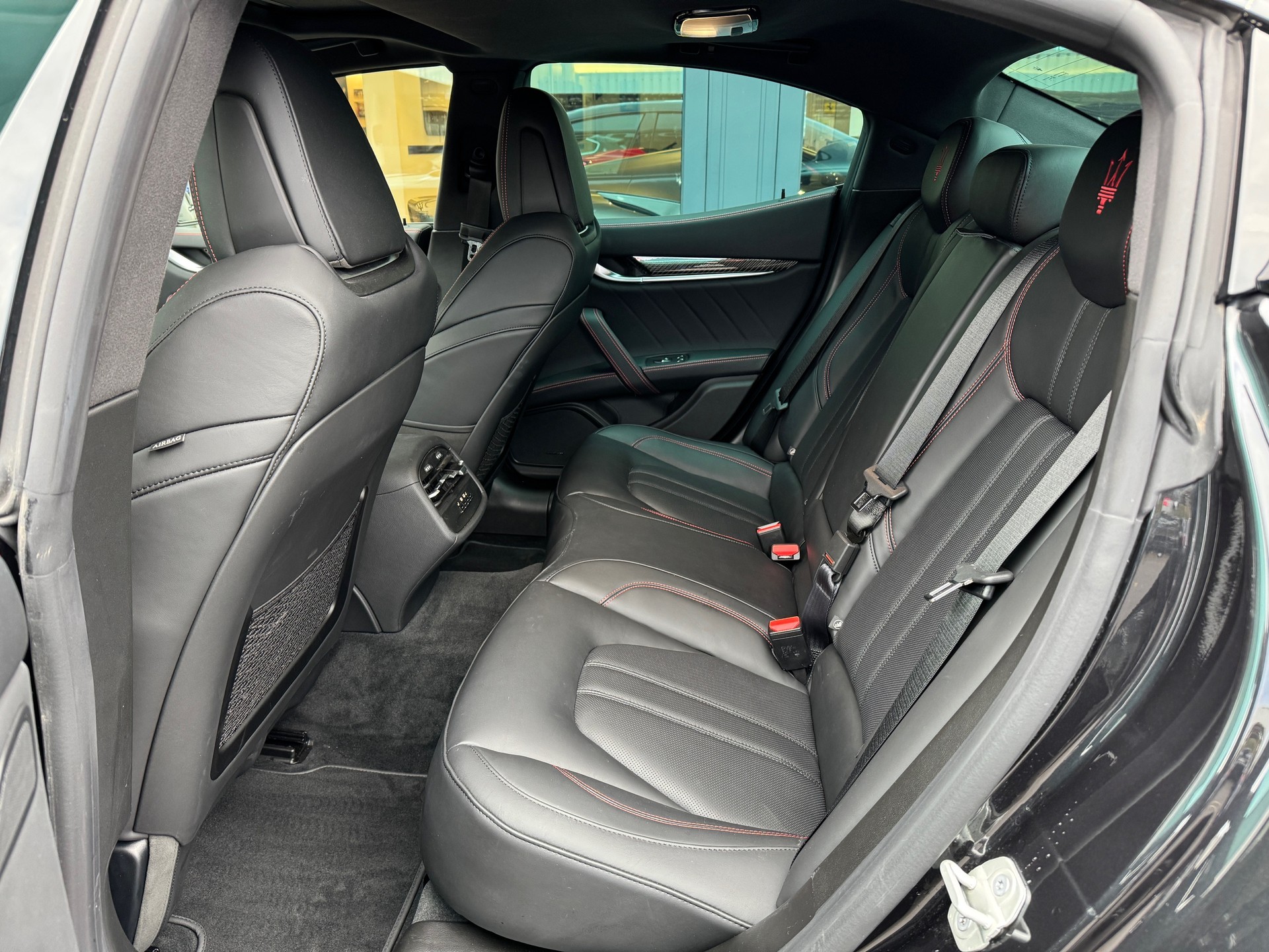 MASERATI GhibliS Q4 3.0 Mod.Ultima-image-8