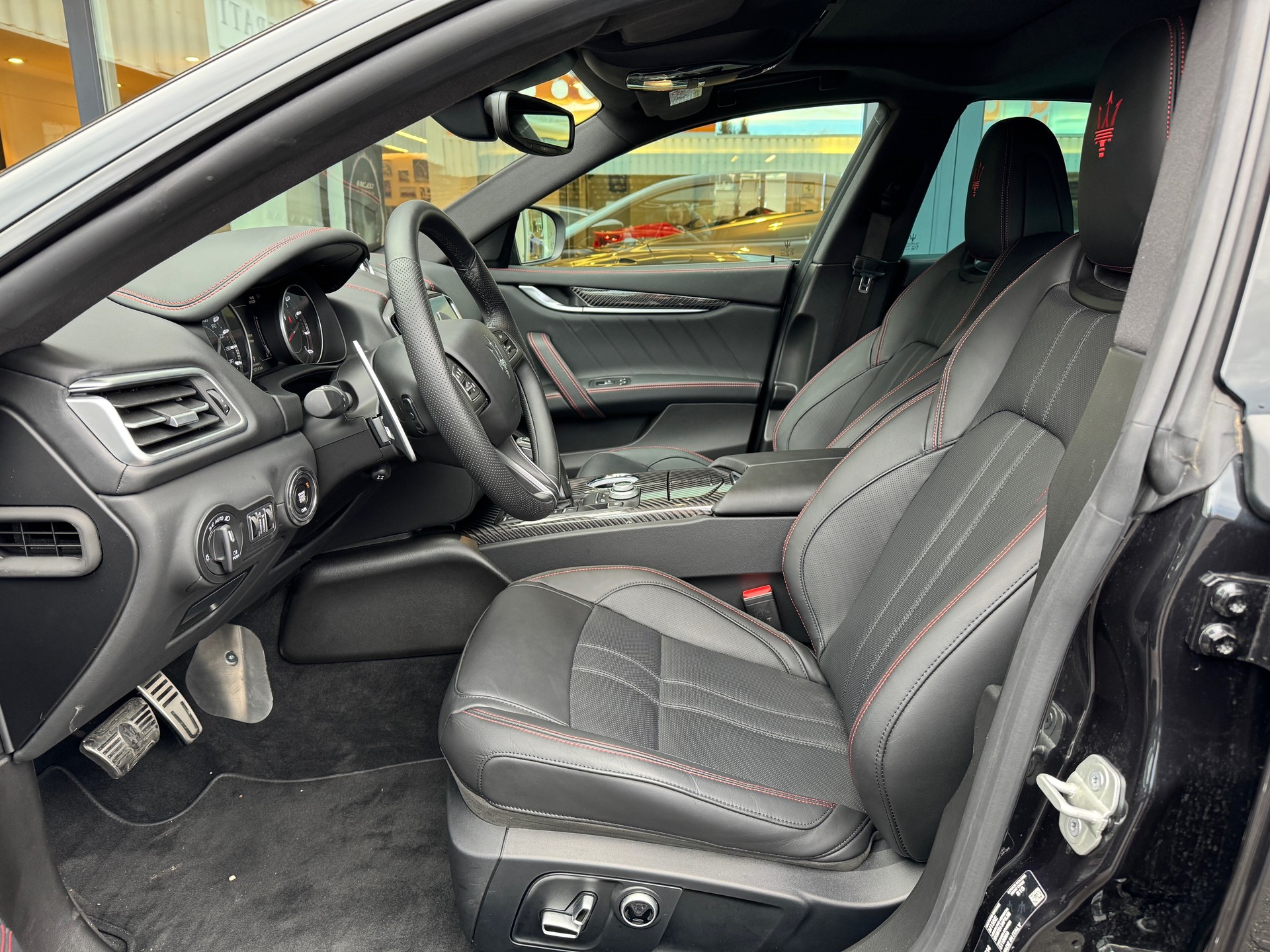 MASERATI GhibliS Q4 3.0 Mod.Ultima-image-4