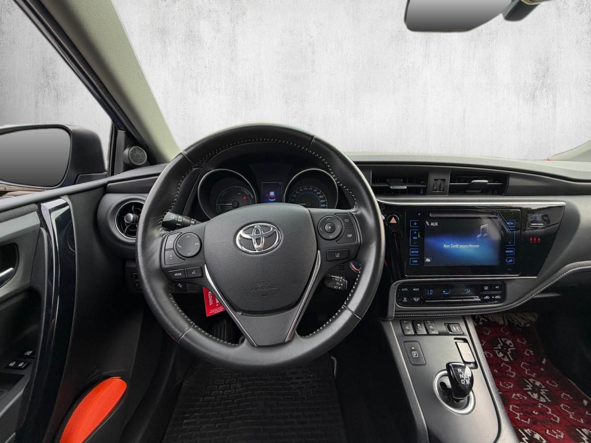 TOYOTA Auris 1.8 HSD Trend e-CVT-image-7