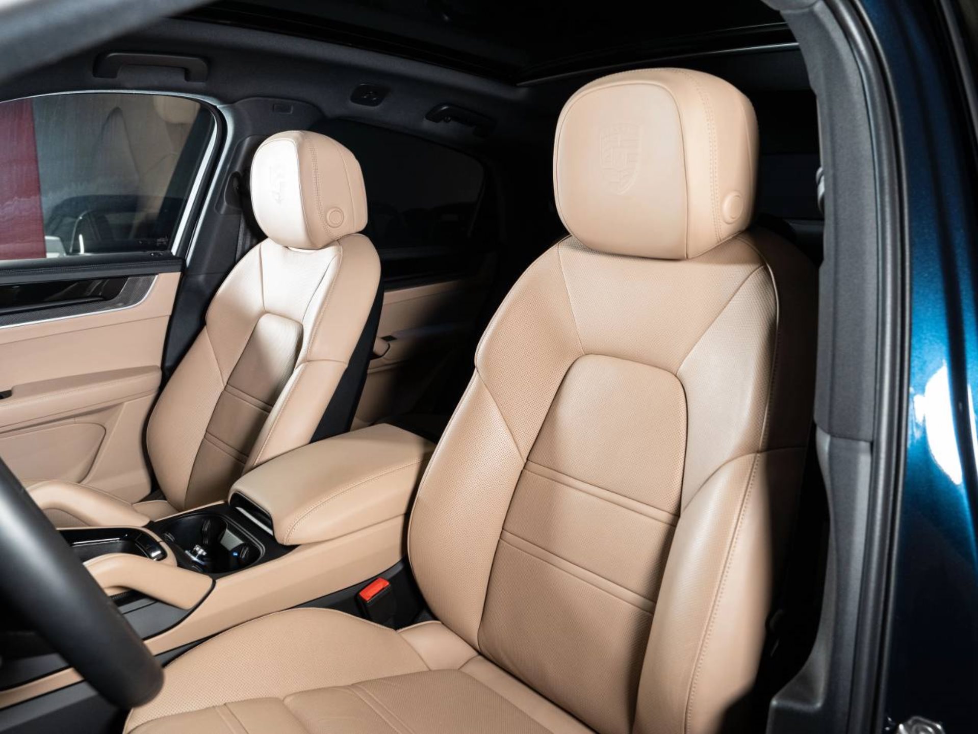 PORSCHE Cayenne S Coupé-image-24