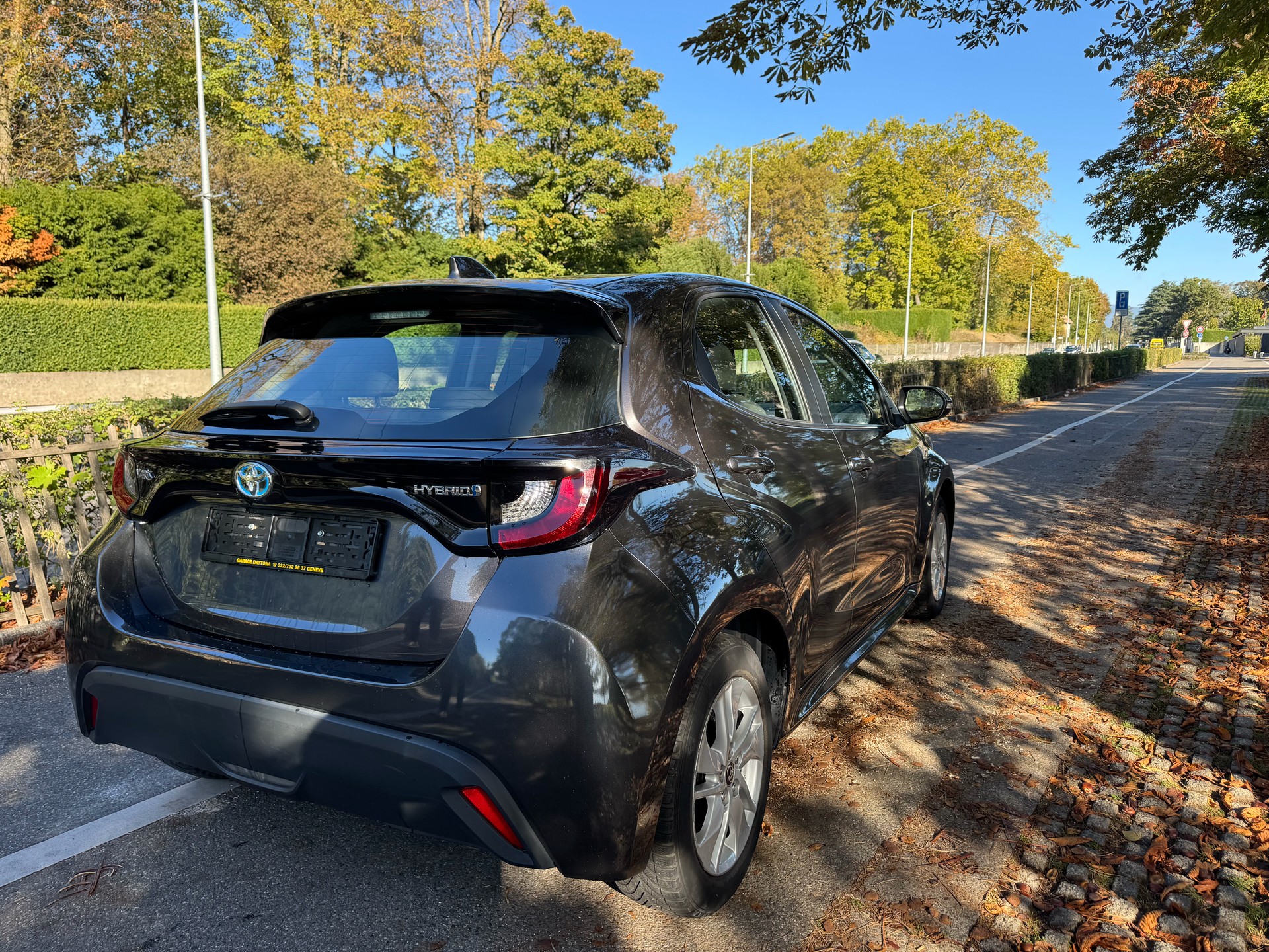 TOYOTA YARIS-image-8