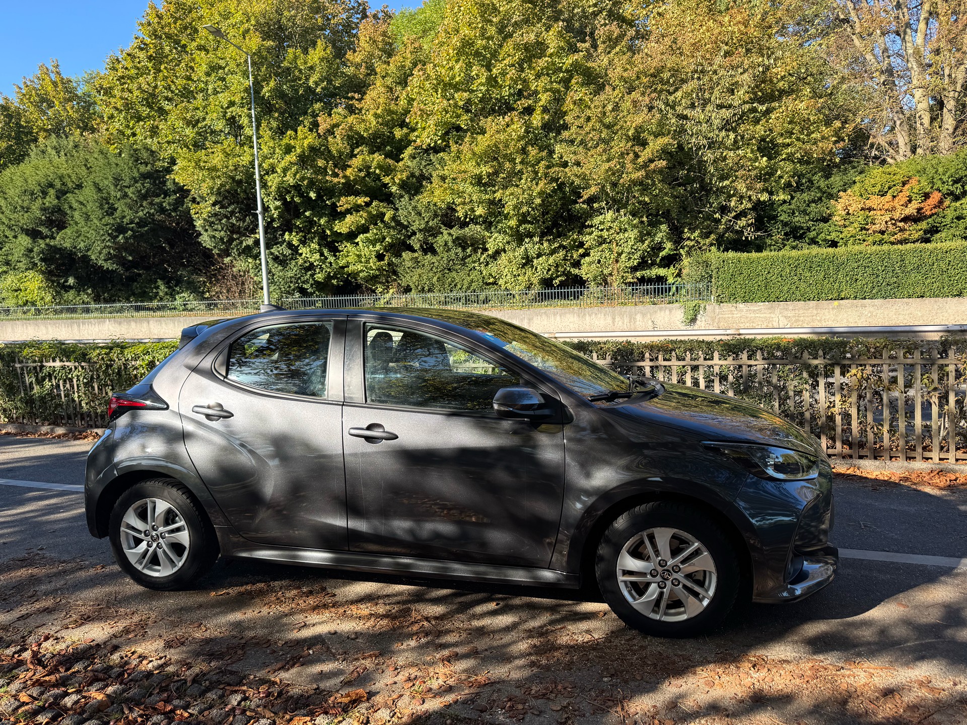 TOYOTA YARIS-image-3