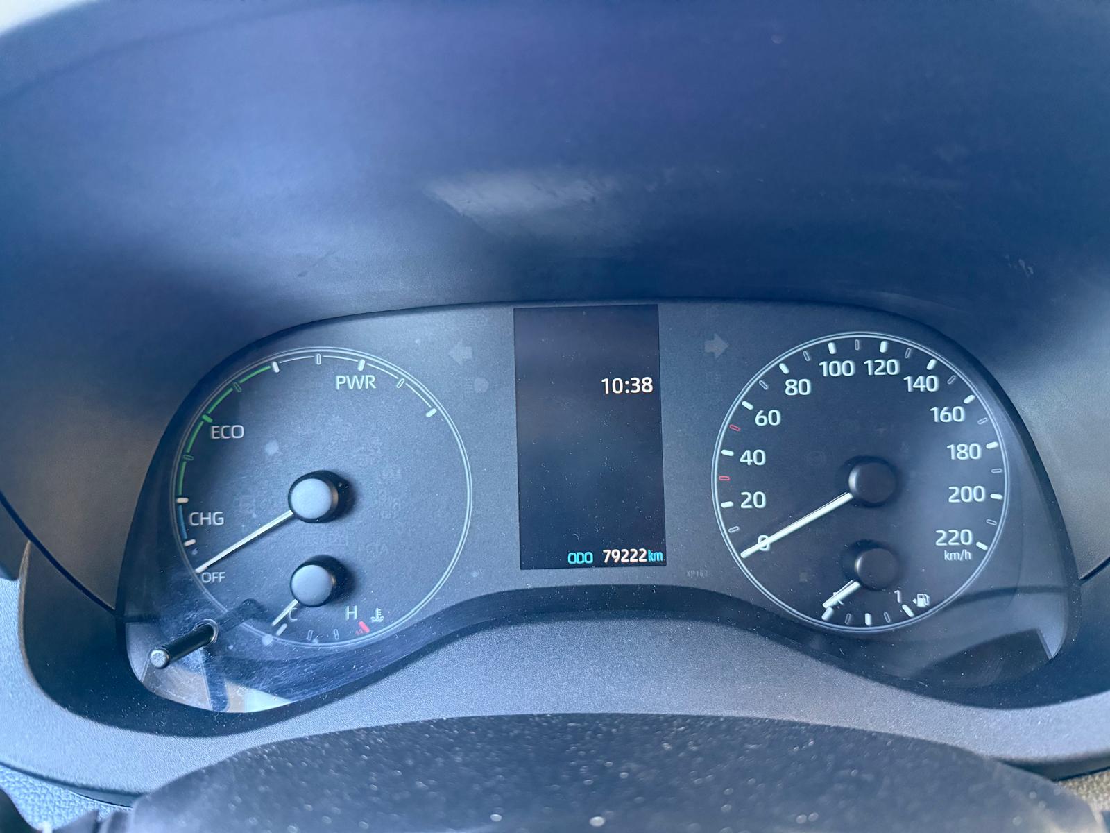 TOYOTA YARIS-image-11