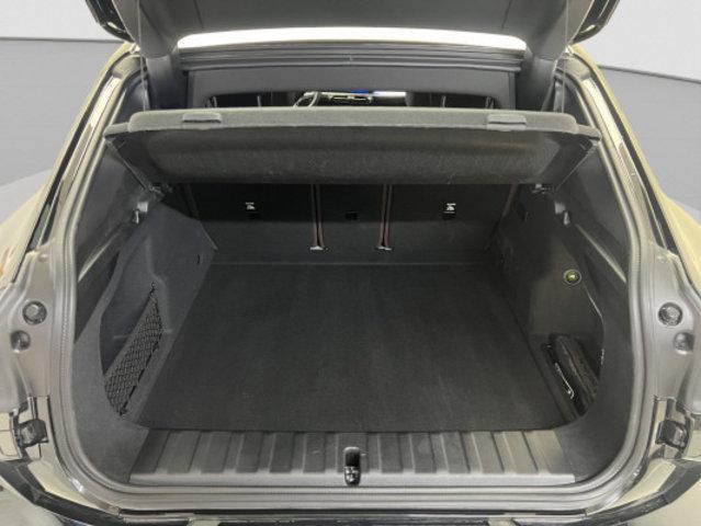 BMW iX2 U10 30 xDrive-image-12