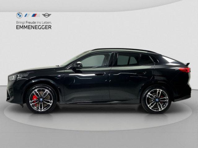 BMW iX2 U10 30 xDrive-image-1