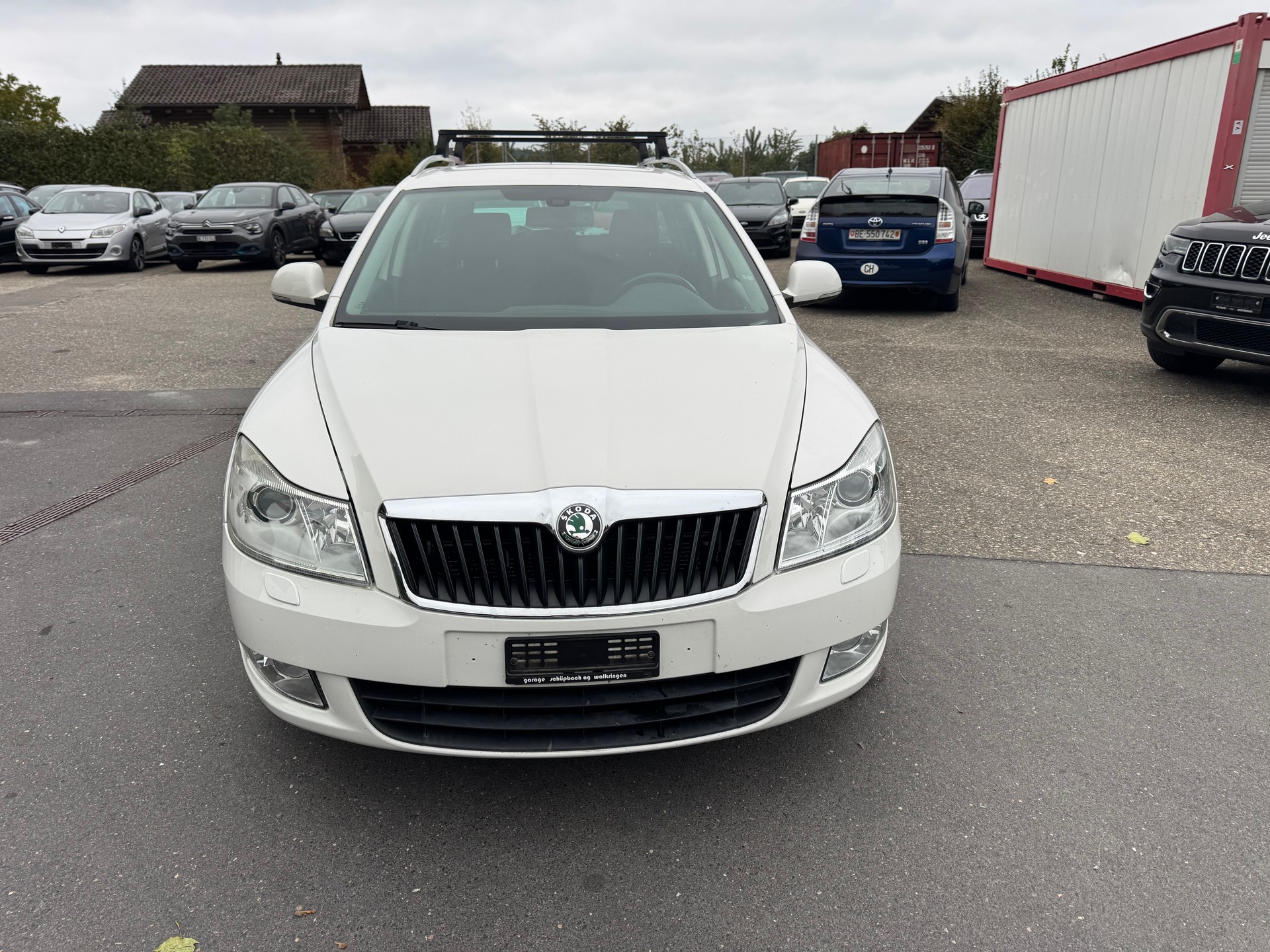 SKODA Octavia Combi 2.0 TDI Swiss Adventure 4x4 DSG-image-0