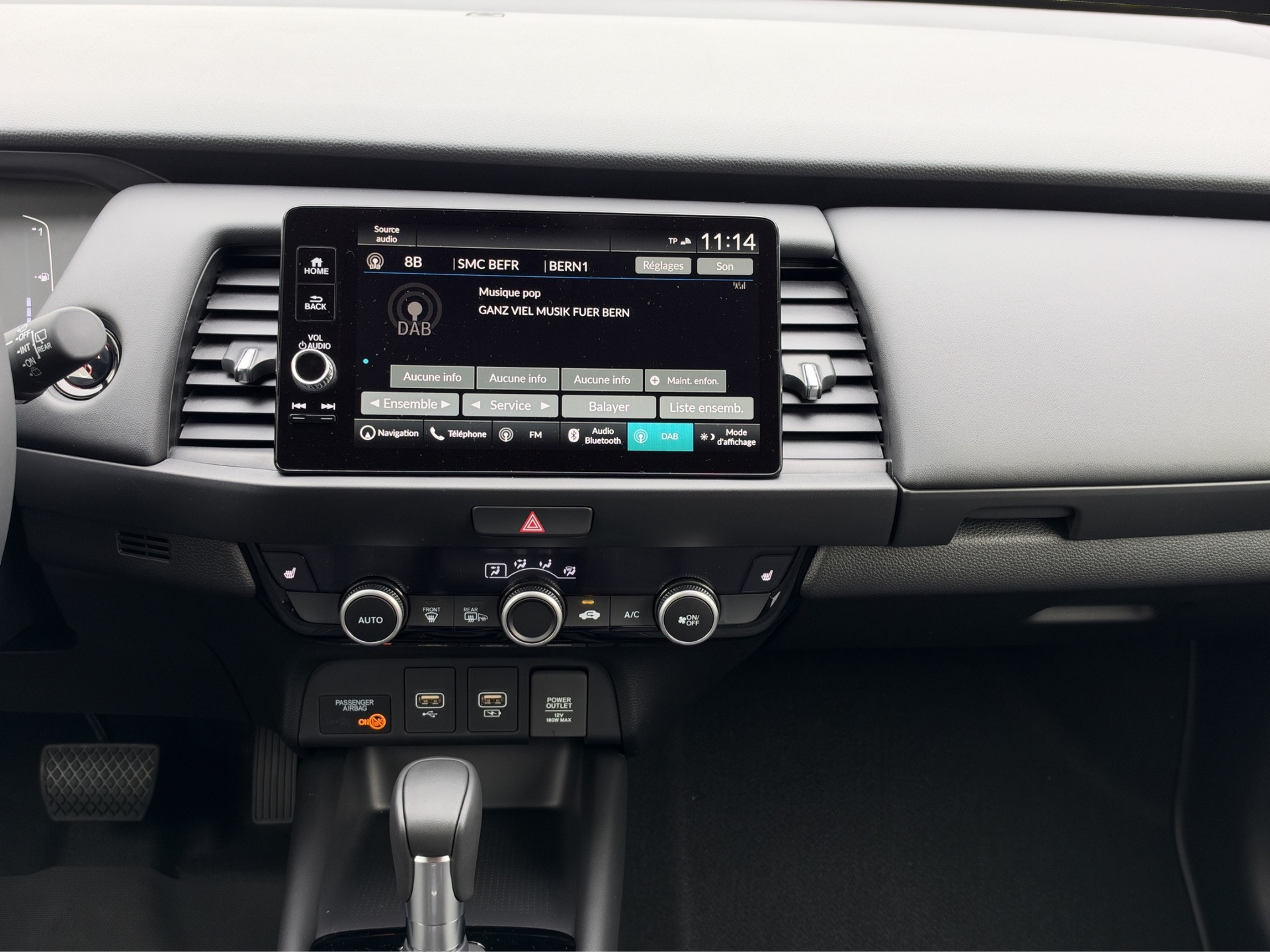 HONDA Jazz 1.5i-MMD Advance E-CVT-image-9